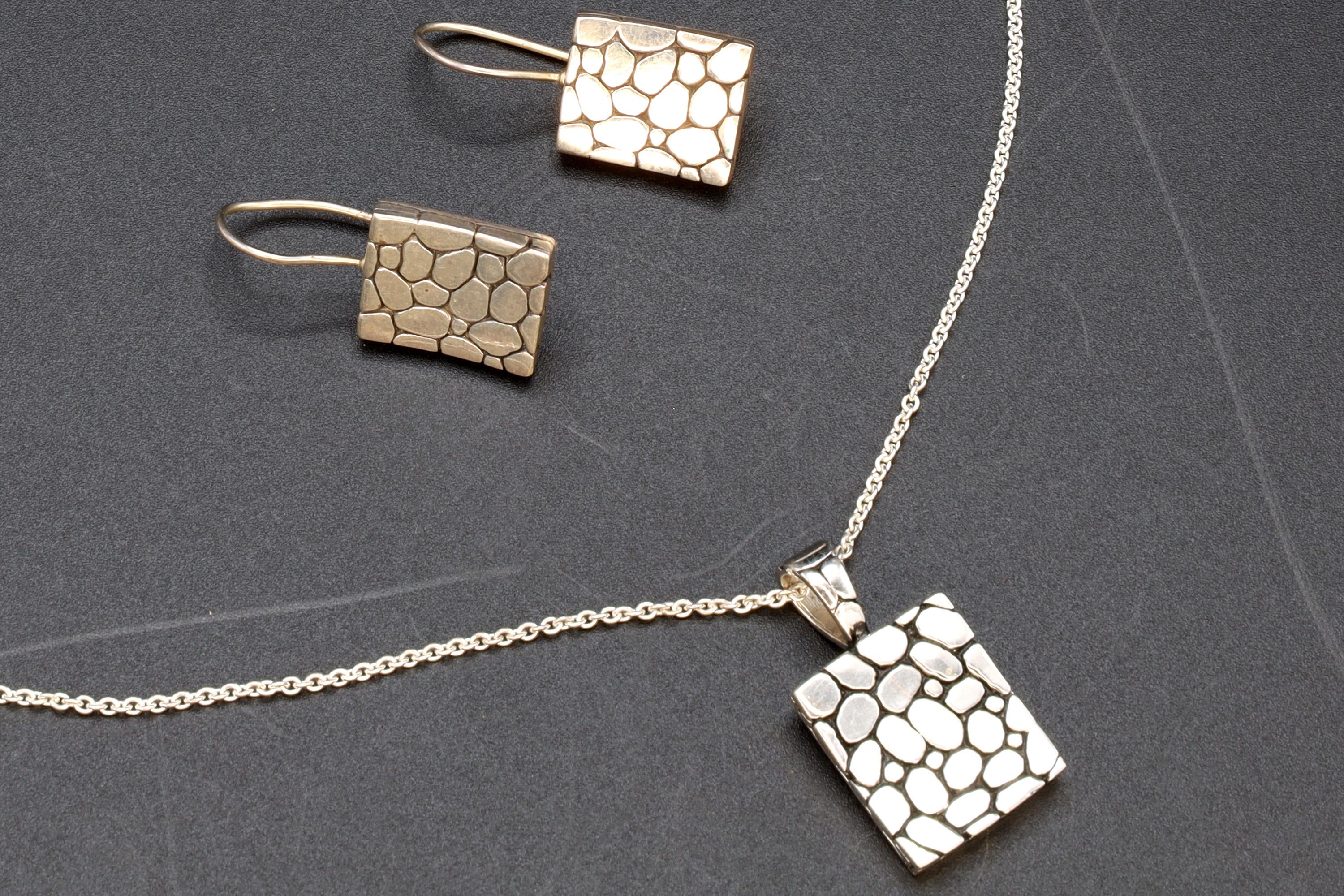 Textured Pebble Pendant Necklace And Dangle Earrings, A Modernist Style Jewelry Set Stamped 925 In Square Shape, Fashion Accessories