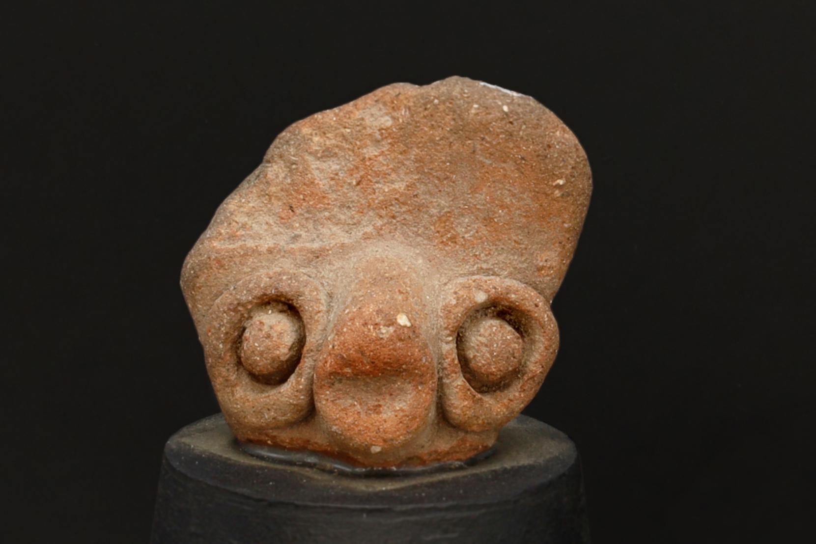 Ancient Pre Columbian Mixtec Pottery Representing A Bird, Early Formative Period Tayata 1350 To 850 BCE, Mexico Mesoamerican Art