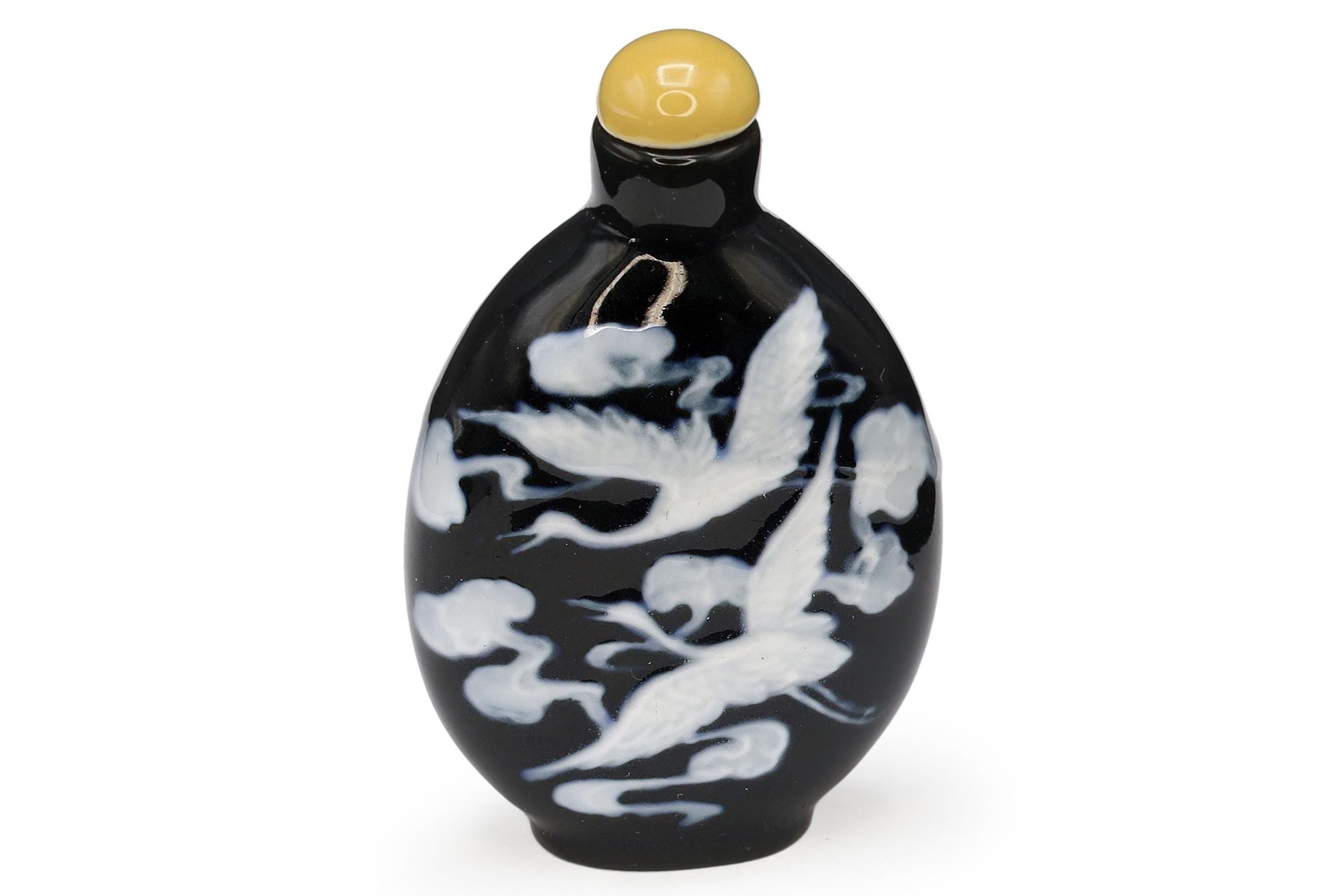 Antique Mid 19th Century Snuff Bottle Black And White Peking Glass With Crane Birds, Good Luck, Asian Oriental Arts, Tobacciana