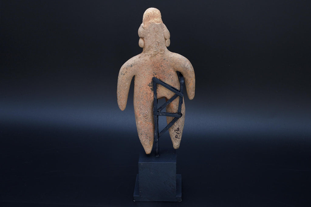 Ancient Pre Columbian Colima Pottery Standing Female Figure, Full Body Idol Dated As Between 100BC To 250AD, Western Mexico, Mesoamerica Art
