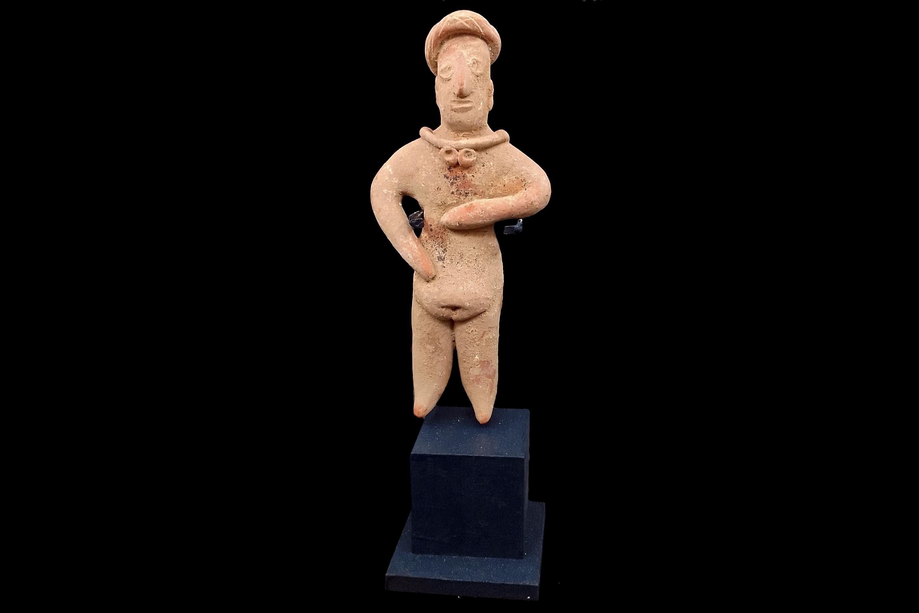 Ancient Pre Columbian Colima Pottery Standing Female Figure, Full Body Idol Dated Between 100 BCE To 250 AD, Western Mexico, Mesoamerica Art