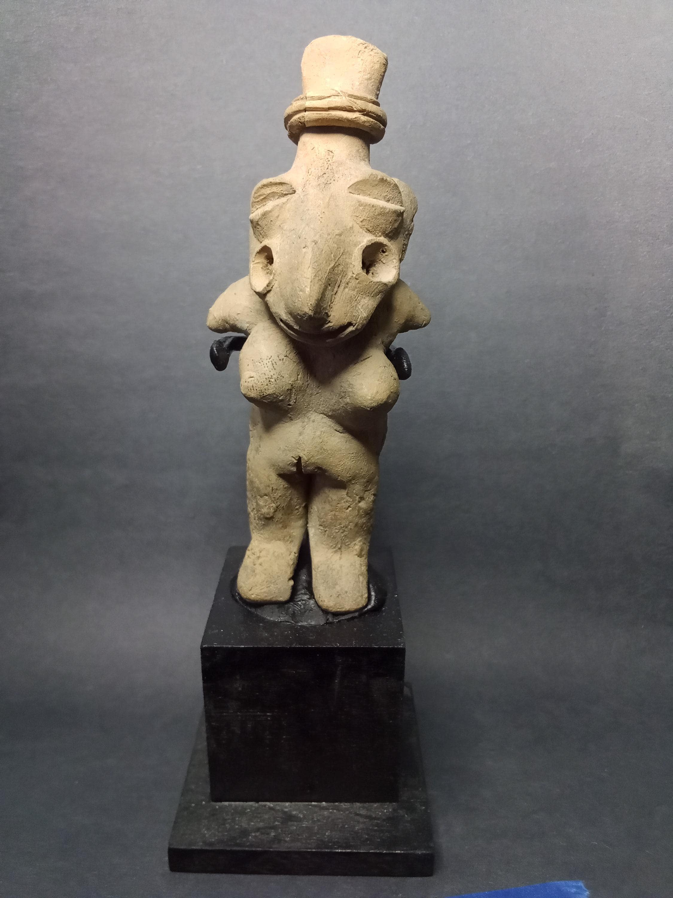 Ancient Pre Columbian Jalisco Pottery Female Standing Figure With Long Head, Dated As Between 300 BCE to 300 AD, Mexican Mesoamerica Art