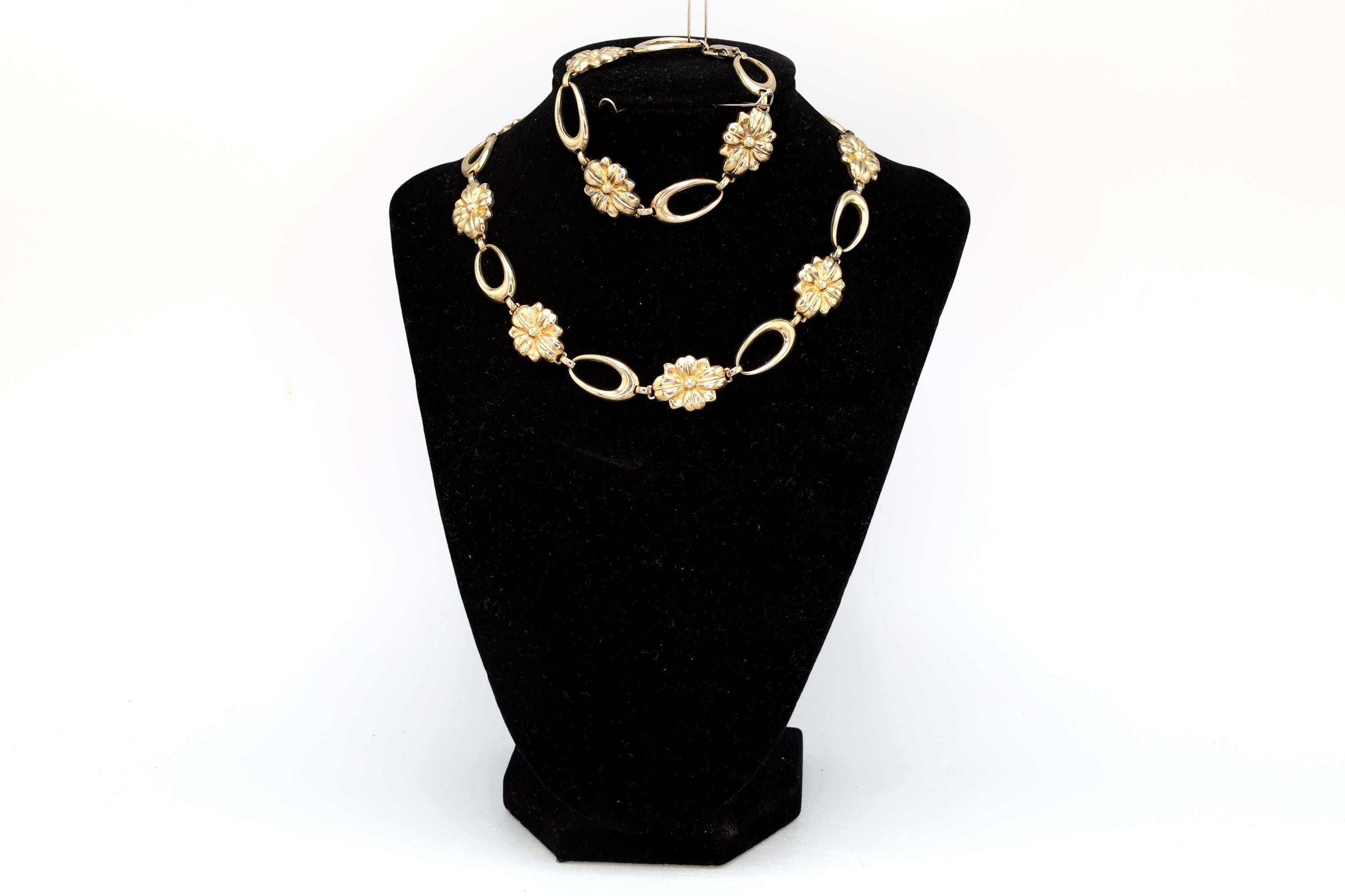 Jewelry Set By Sterling Symmetalic, Necklace And Bracelet, Vintage 1950s American Jewelry, Oval Flower Links, Retro Fashion Accessories