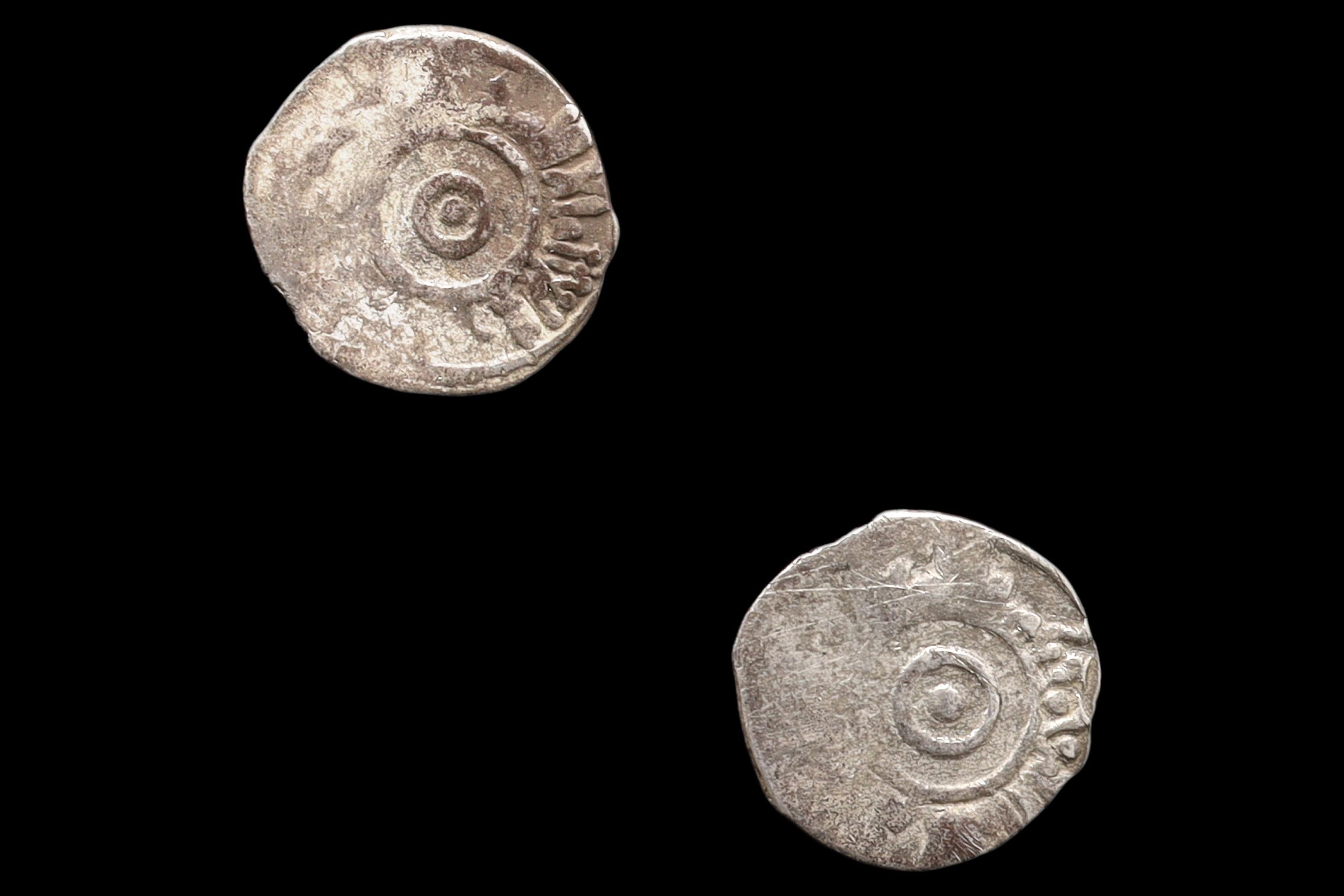 Medieval Egypt, Fatimids, al-Aziz Billeh, Fractional Value Of Half Dirham, Silver Coin With Arabic Calligraphy. Numismatics Collectibles