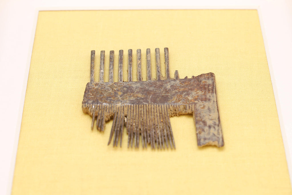 Hair Comb, Byzantine Trade Route, Antique 14th Century Fashion Accessory, Found At The Shores Of Thames River UK
