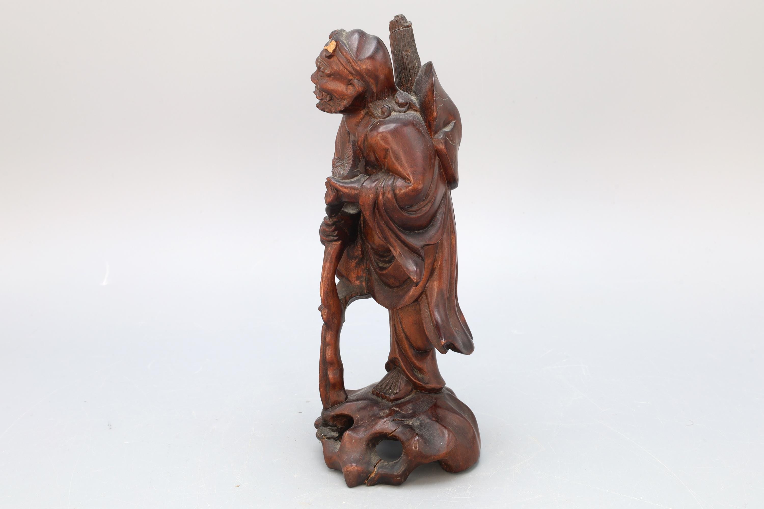 Antique Chinese Carved Wooden Statue Representing The Daoist Immortal Li Tieguai, Beggar Leaning On A Crutch, Oriental Arts And Crafts