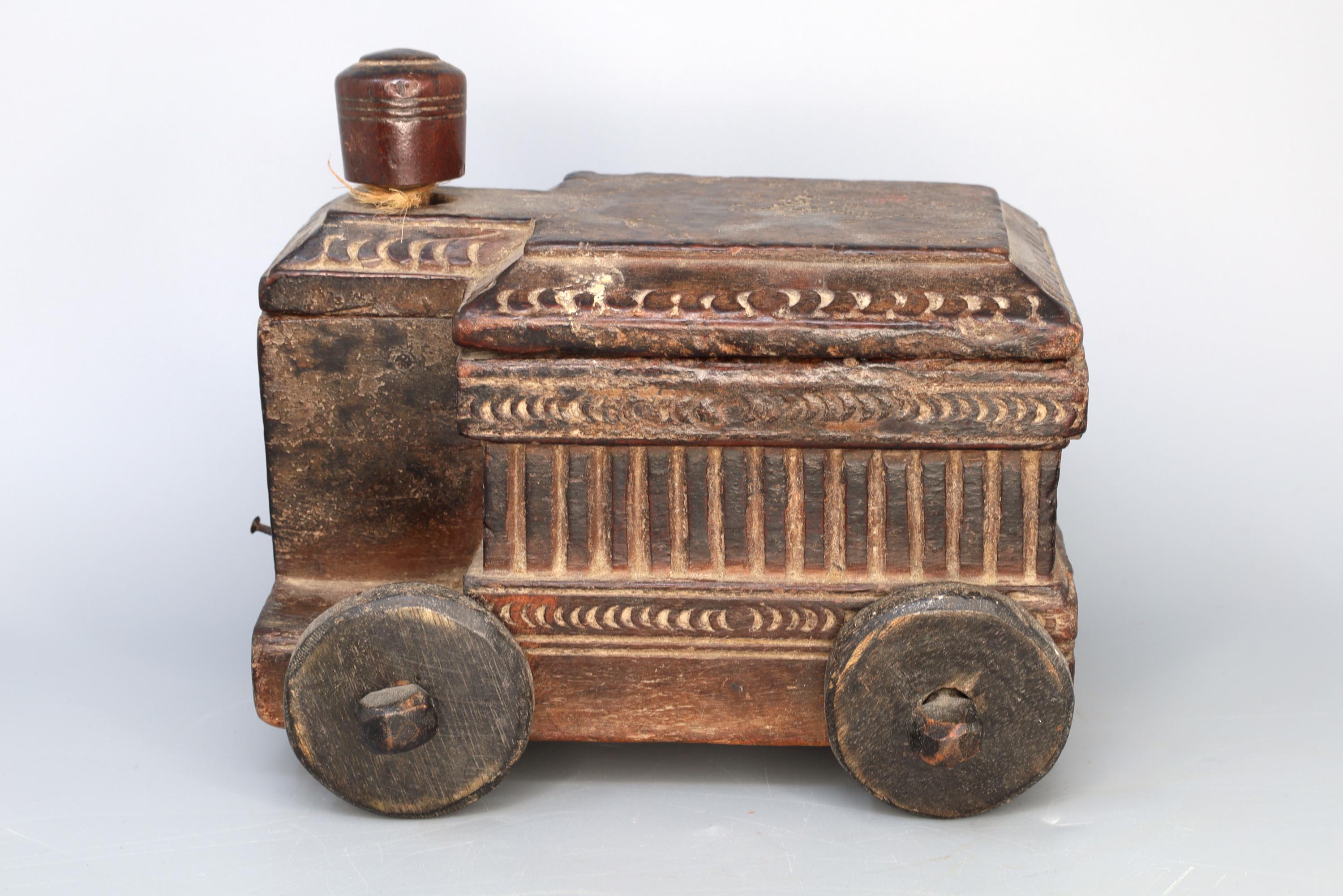 Antique 19th Century Vibhuti Box, Colonial India. Ethnic Rustic Car With Wheels, South Asia Folk Art, Oriental Crafts And Collectibles