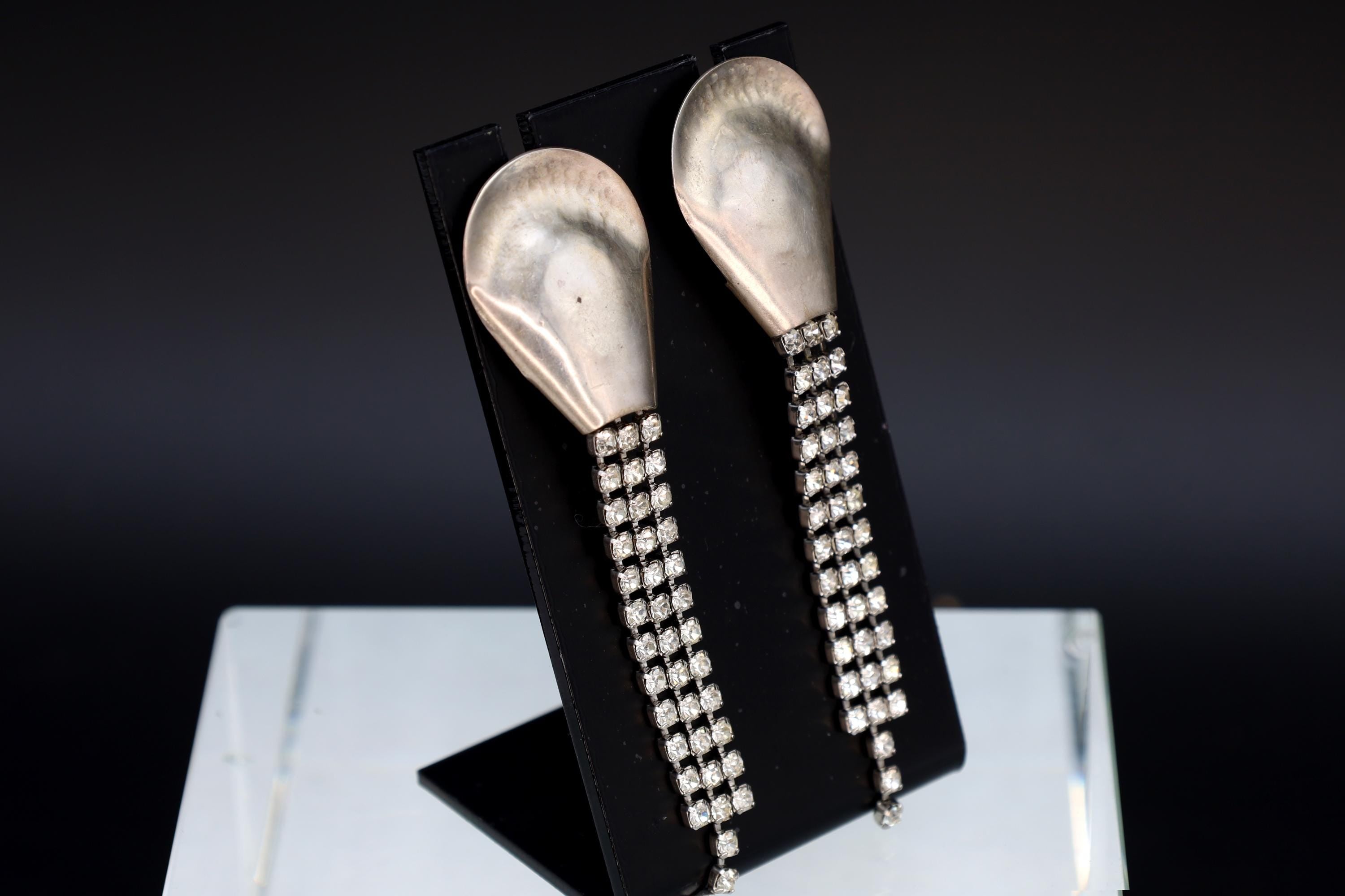 Sparkling Chandelier Dangle Earrings With Clear Multistone Fringes And A Modernist Desing, 925 Sterling Silver And Clear Glass Cabochons