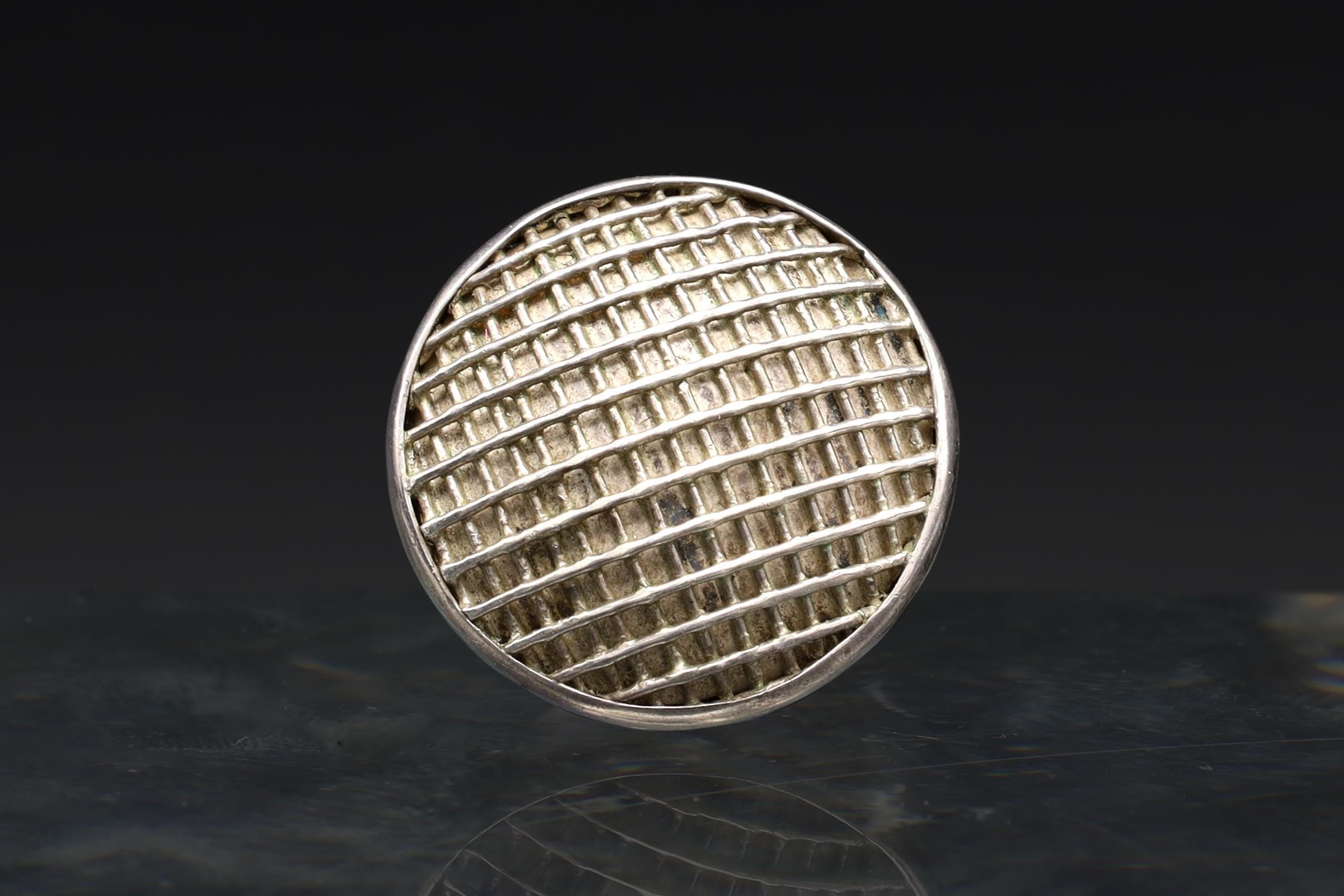 Modernist Ring Size 6 USA Charts, 950 Sterling Silver, Round Basket Texture, Bold Statement Ring, Retro Fashion Jewelry, Womens Accessories