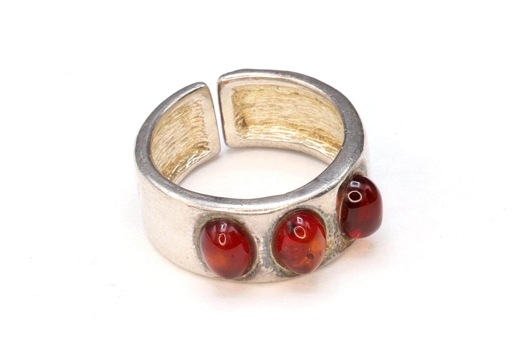 Baltic Amber And 925 Sterling Silver Ring, A Modernist Band Ring Size 8 With 3 Amber Cabochons And Hallmark, Breslau Wroclaw Poland Jewelry,