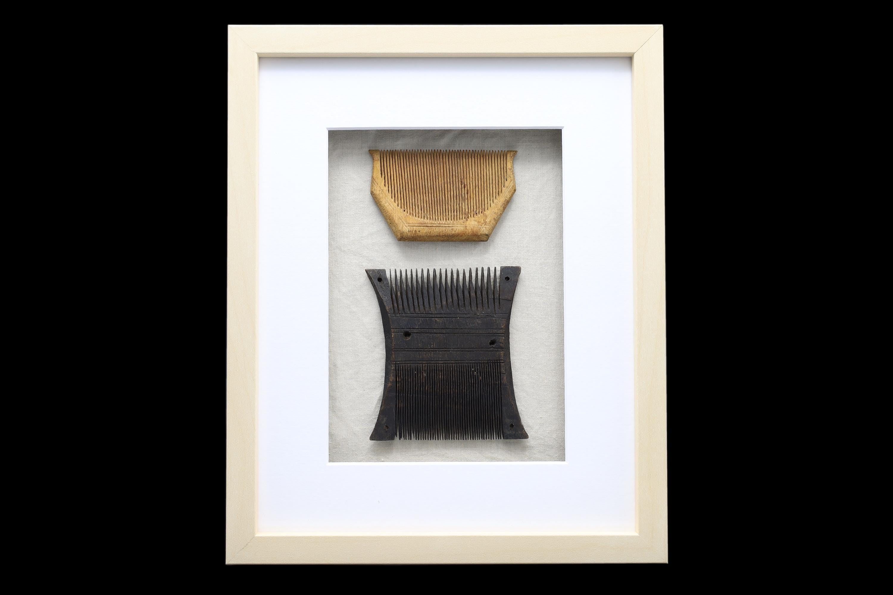 Colonial India, Circa 1920s Hand Carved Wood Combs From Rajasthan Gipsy Tribesmen, Kalbelia, Framed And Read To Hand On Wall, Bathroom Decor