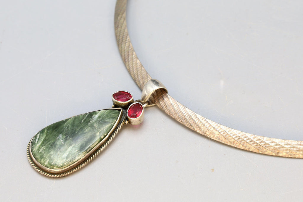 Avant Garde Pendant Necklace, Post Modern Design, 925 Sterling Silver, Red Garnet And Green Serpentine, Vintage 1990s Fashion Accessories