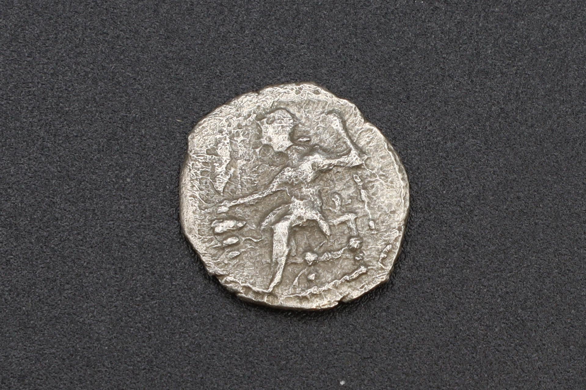 Laranda Lycaonia Cilicia, Silver Obol Coin, 324 To 323 BCE, Baaltars Seated And Wolf Running, Ancient Collectibles And Numismatics
