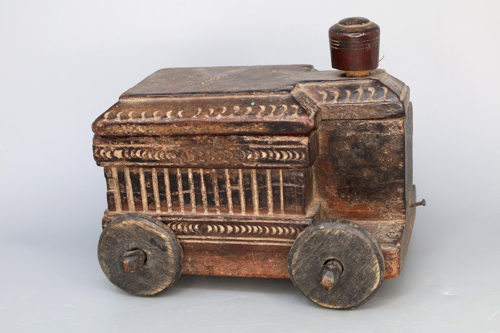Antique 19th Century Vibhuti Box, Colonial India. Ethnic Rustic Car With Wheels, South Asia Folk Art, Oriental Crafts And Collectibles