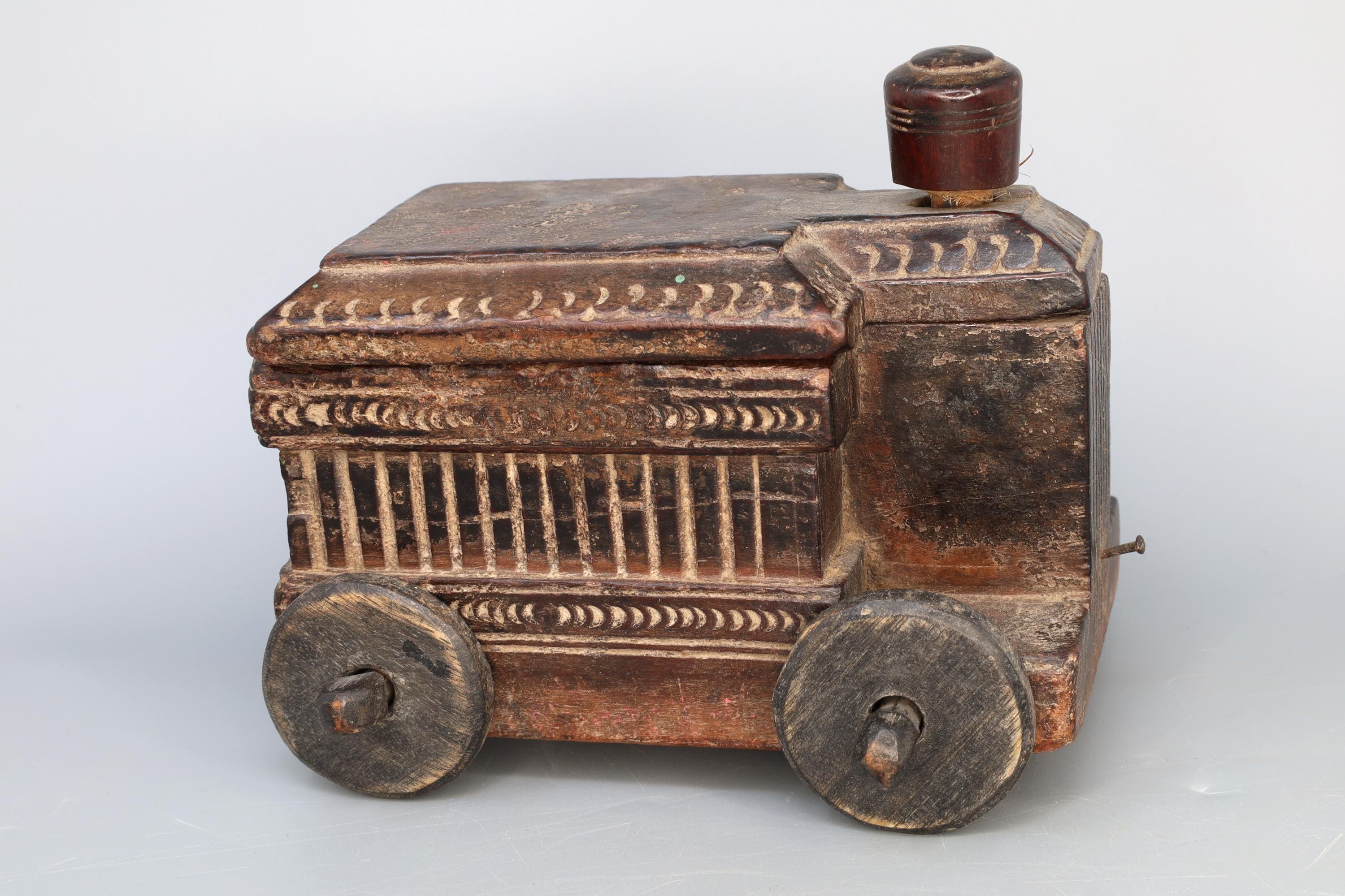 Antique 19th Century Vibhuti Box, Colonial India. Ethnic Rustic Car With Wheels, South Asia Folk Art, Oriental Crafts And Collectibles
