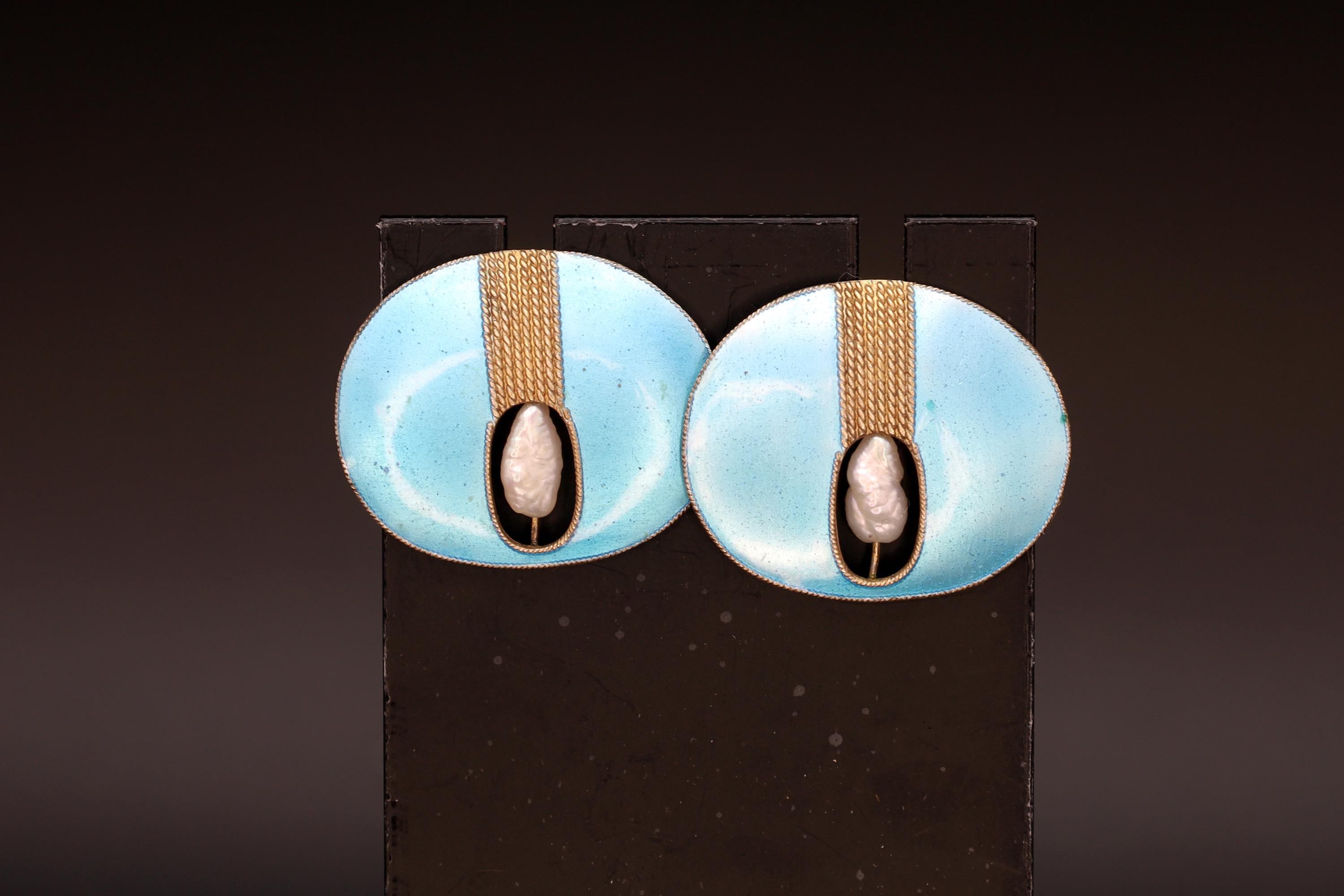 Large stud Earrings, Enamel and water pearls, Gold Gilt Vermeil, Modernist Design, Vintage Fashion Accessories, Gift to her