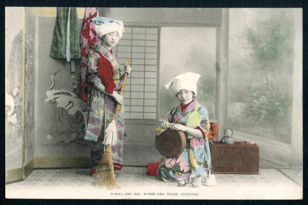 Uncirculated Postcard From Japan, Early 20th Century Hand Colored Postal Memorabilia, OkikuSan And AyameSan House Cleaning, Late Meiji