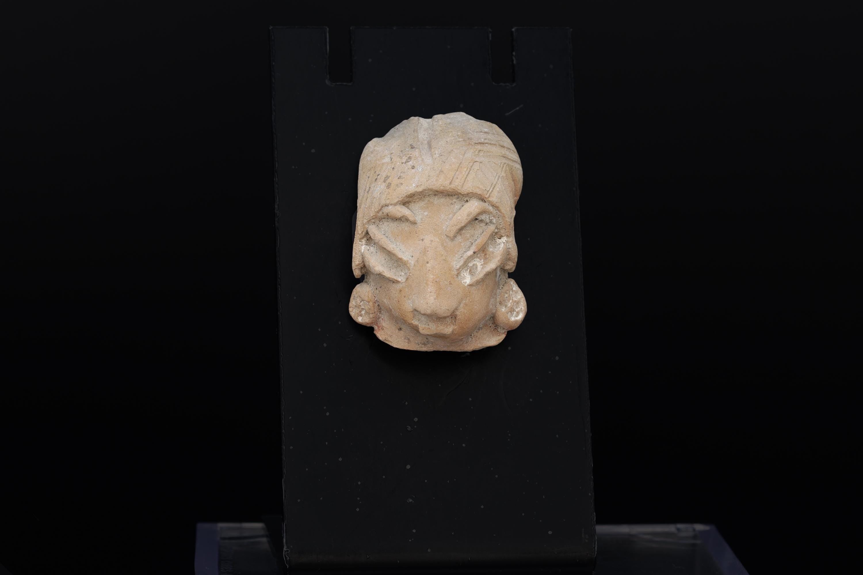 Ancient Chichimeca Quauhchichitl Head Of A Larger Figure From Chupicuaro Culture, Mexican Mesoamerica Art Between The 400 BCE To 200 AD