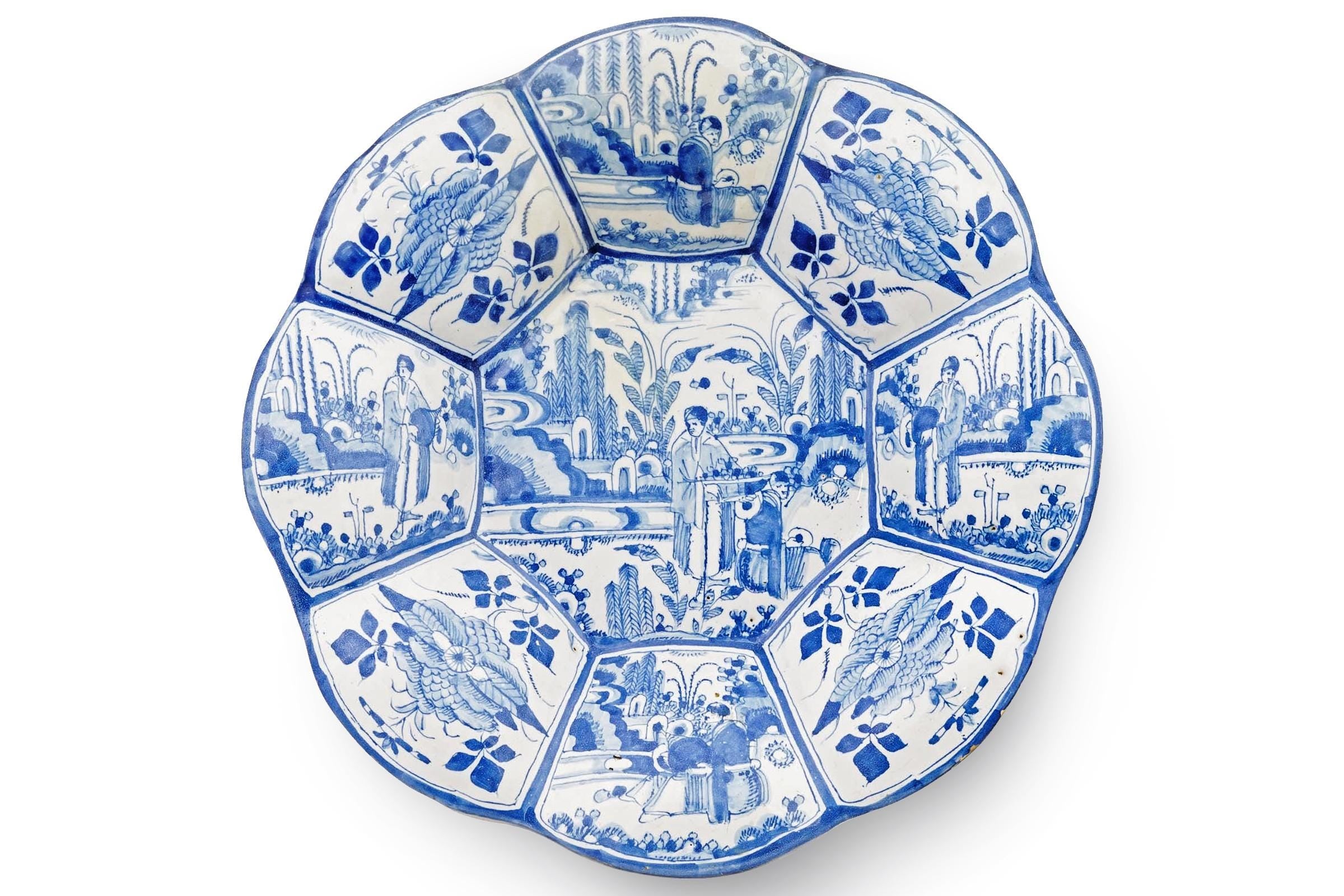 Antique 17th Century Kraak Ceramics, Large Blue And White Charger Plate With Lobulated Design, Germany Circa 1680s In A Chinoiserie Style