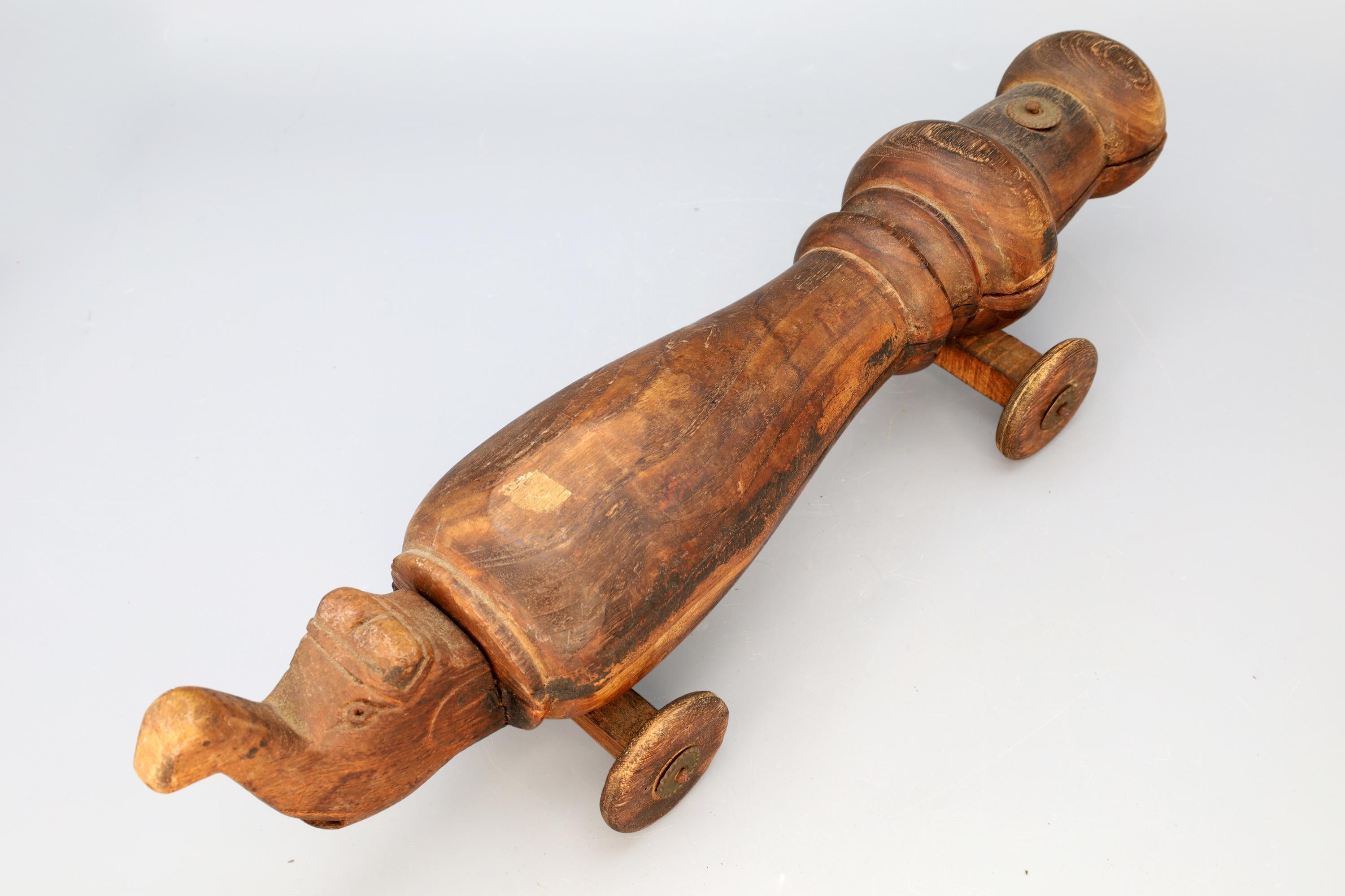 Handmade Wooden Elephant Toy, Car With Wheels, South Asia, Colonial India By The Late 19th Century, Figural Animal Box, Folk Oriental Art