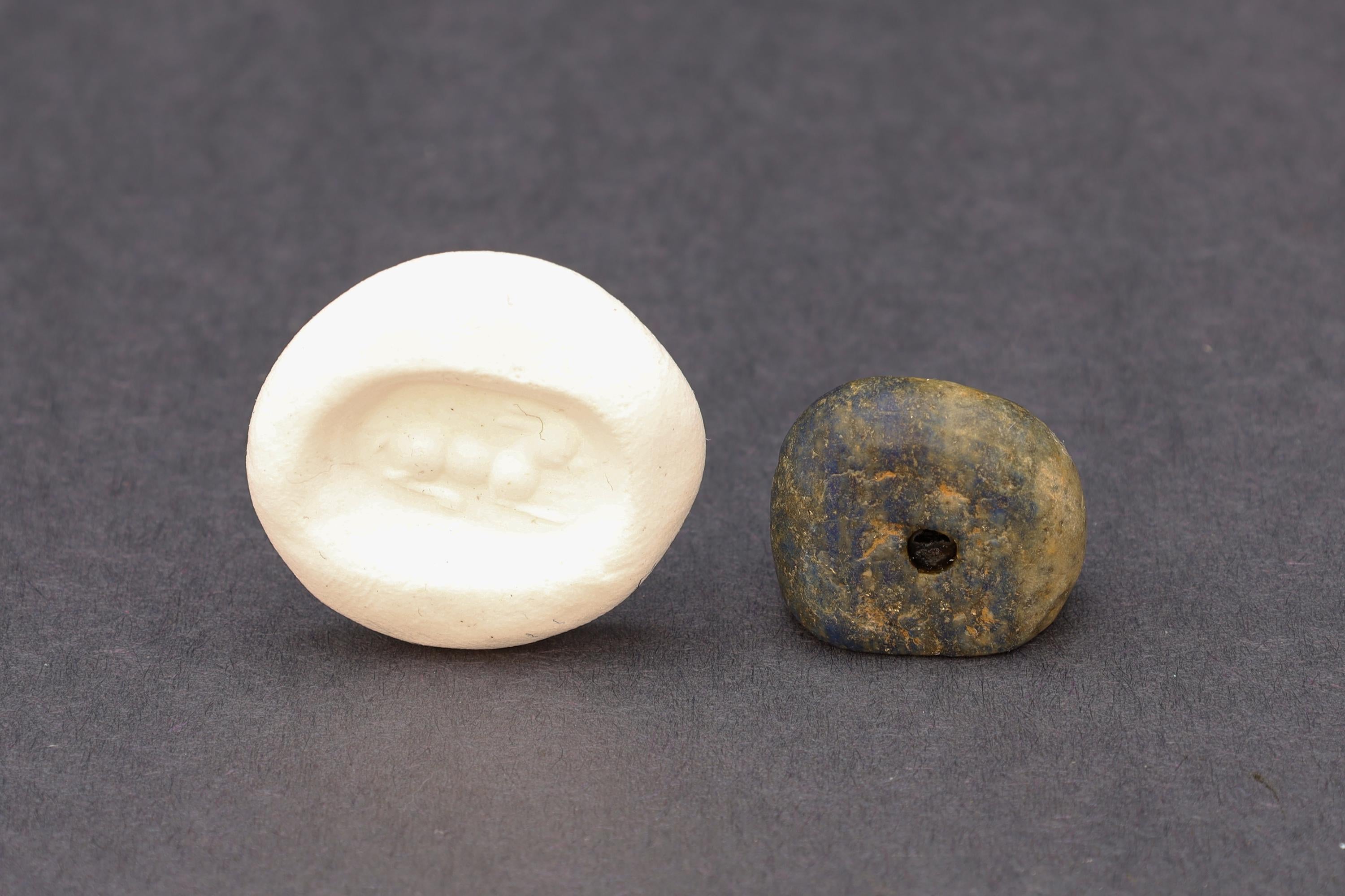 Ancient Elam Civilization, Carved Lapis lazuli Seal Stamp With Ram Sheep Animal, Pendant Bead, Circa 2nd Millenium BCE, Antiquities Art