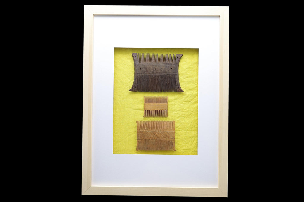 Colonial India, Circa 1920s Hand Carved Wood Combs From Rajasthan Gipsy Tribesmen, Kalbelia, Framed And Read To Hand On Wall, Bathroom Decor