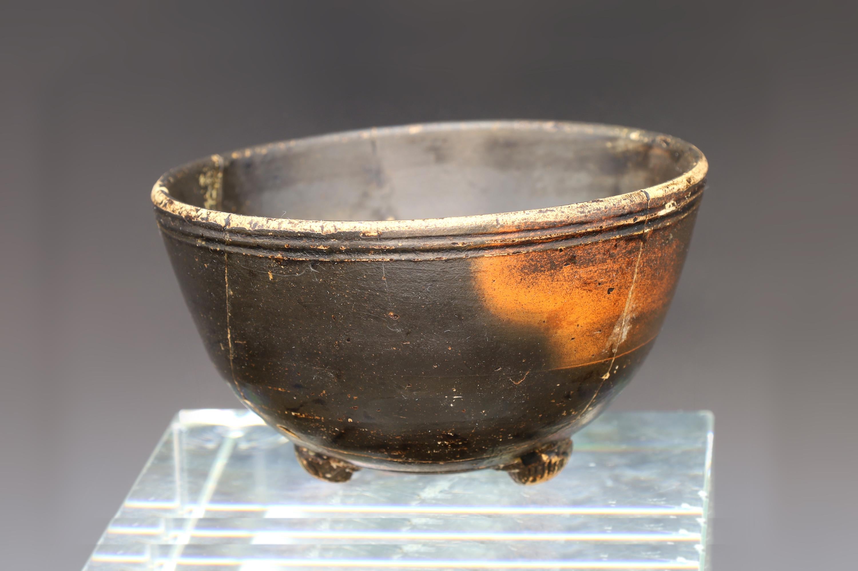 Antiquities, Circa 4th Century BC Magna Graecia Blackware Pottery Bowl, Ancient Greek Ceramics A Footed Trypod Patera Cup, Rare Collectibles