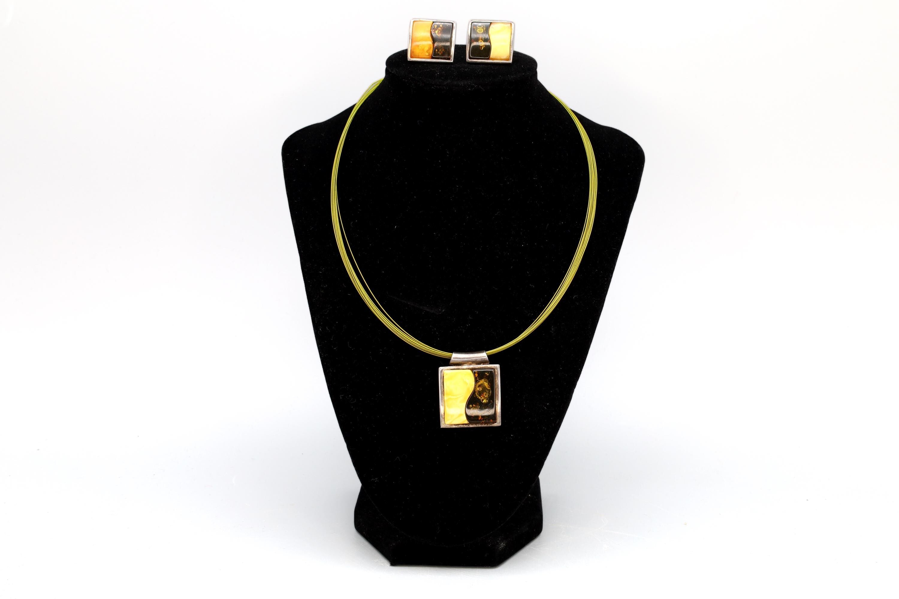 Modernist Jewelry Set, Baltic Amber, Sterling And Wire, A Pendant Necklace And Large Stud Earrings, Wavy Design, Retro Fashion Accessories