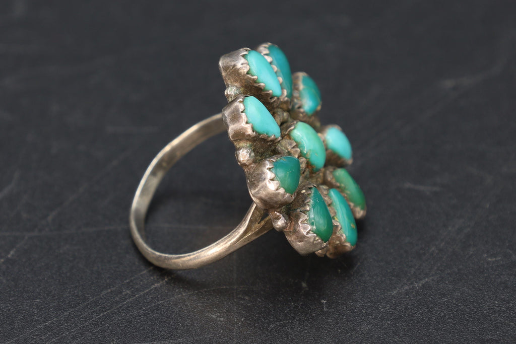 Turquoise Stone Ring Size 6 3/4 USA Charts, Dandelions Flower, Southwestern Americana Fashion Accessories, Navajo Zuni Style Jewelry