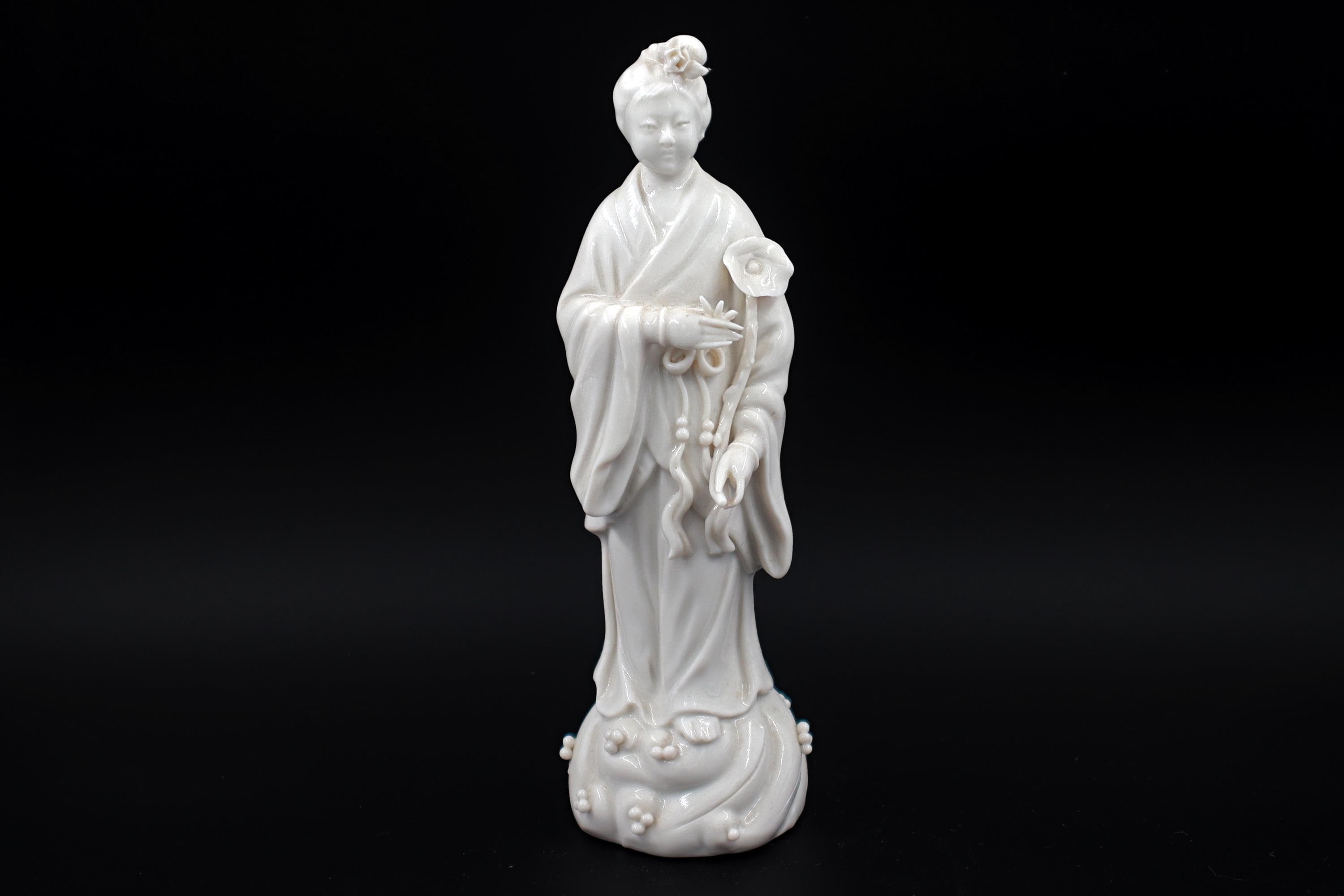 Antique Early 20th Century Dehua, Blanc De Chine Porcelain Statuette Of Guanyin, Female Bodhisattva, Asian Folk Religions, Buddhism Decor