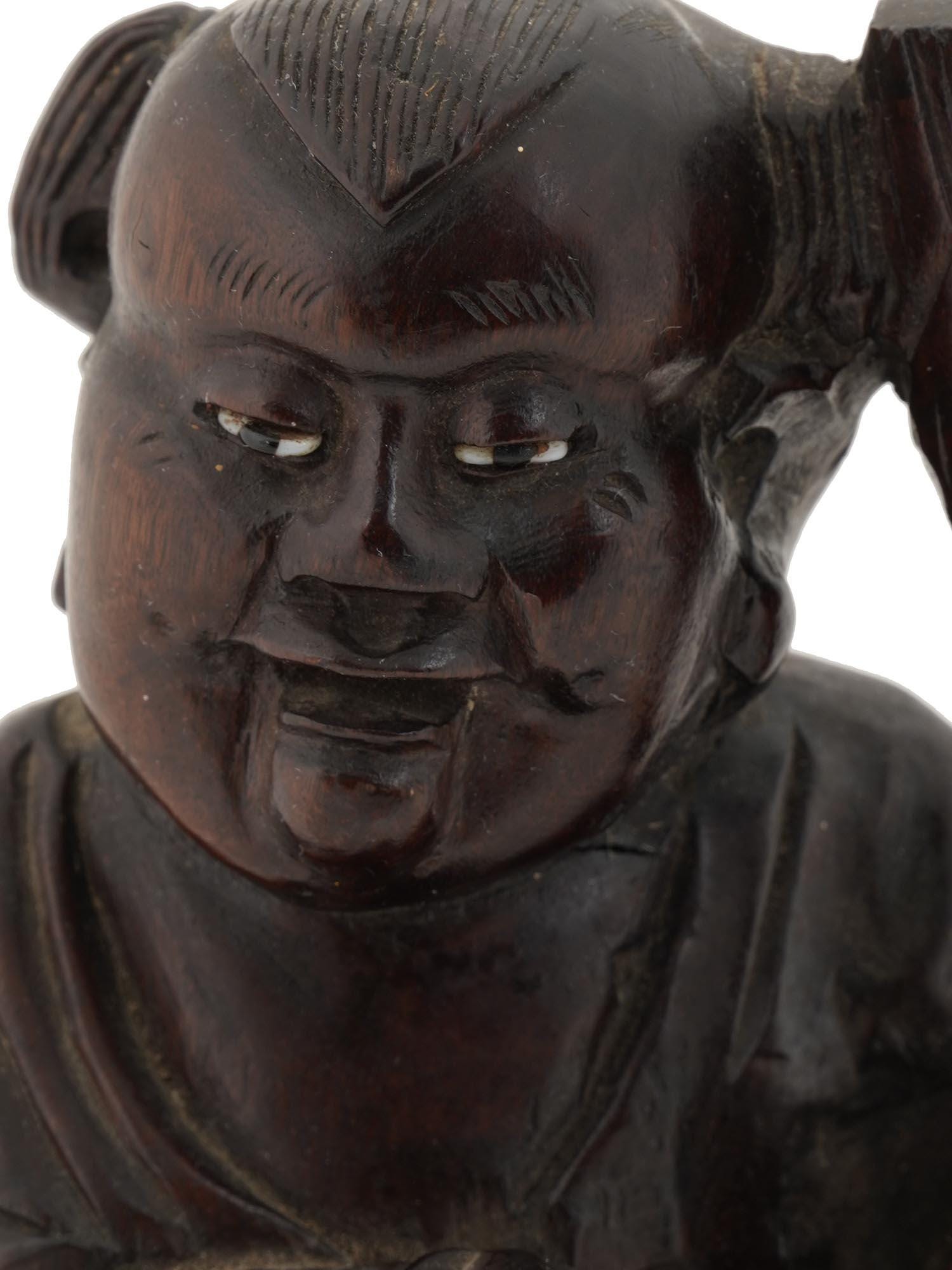 Vintage 1930s Japanese Wood Carved Statuette Of A Young Budai With Lotus Flower. Inlaid Eyes, Oriental Folk Arts And Crafts
