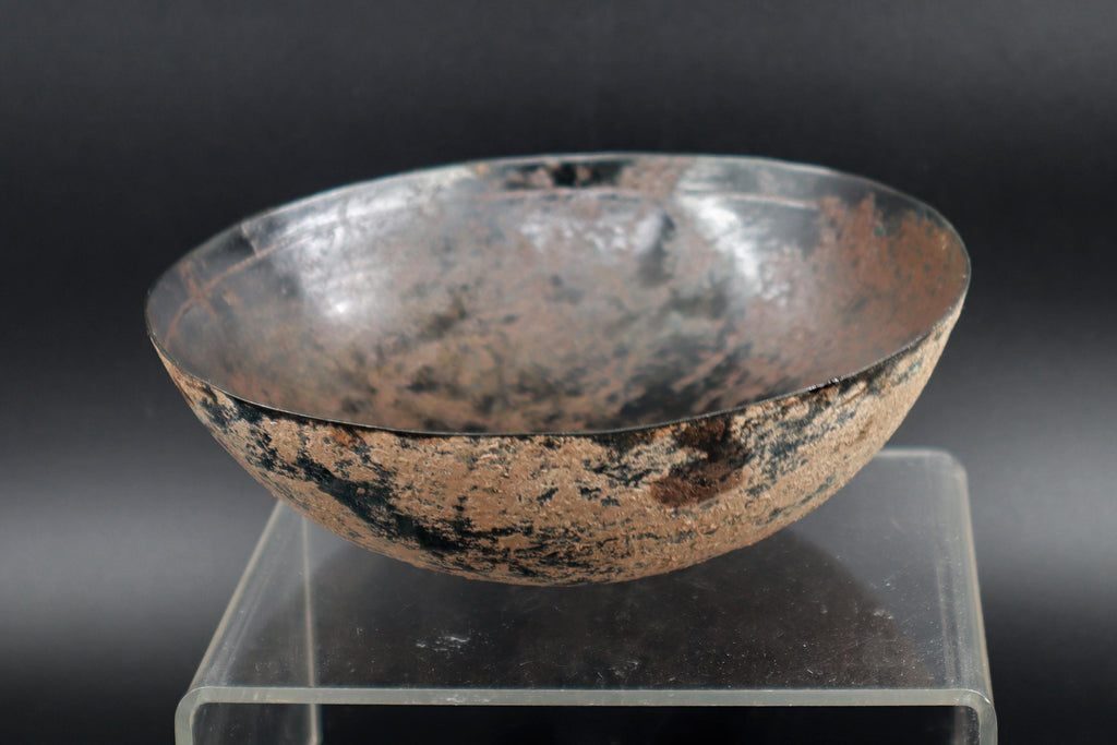 Ancient Near East, Sasanian Empire, Dated As Between The 3rd To 7th Century CE. A Simple Manufacture Bronze Bowl Or Phiale, Antiquities Art