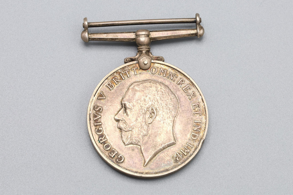 Great Britain A 1918 King GEORGE V War Silver Medal Military Collectibles WWI Collectibles UK