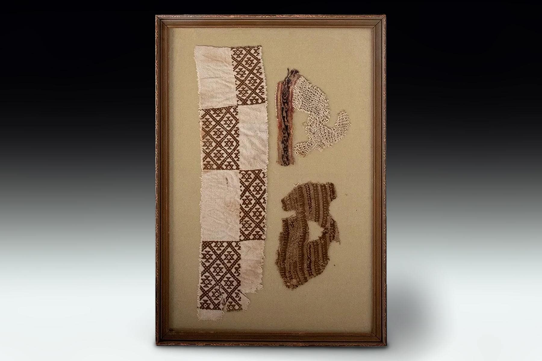 Ancient Chancay Textile, PreColumbian Cultures Of Coastal Peru, Circa 800 To 1200 AD Framed Tapestry Fragments, Prehispanic Art Collectibles