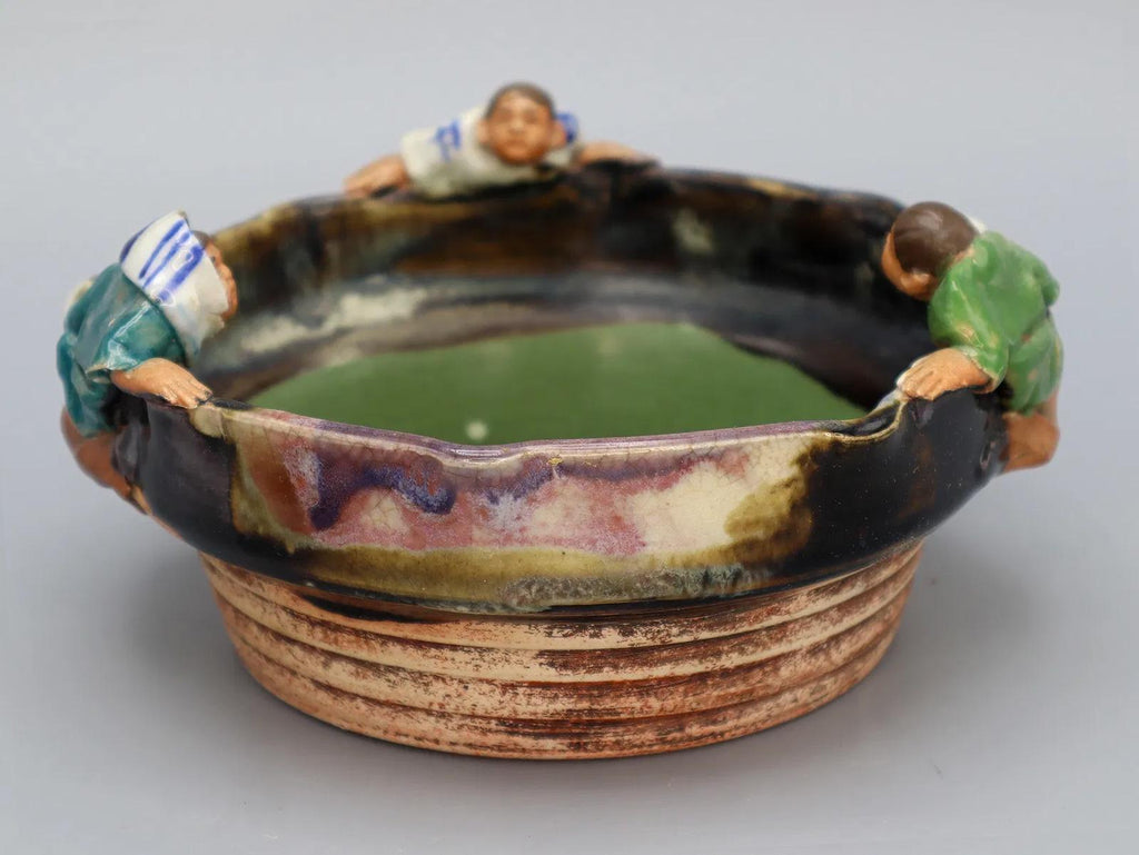 Antique Early 20th Century Japanese Sumida Gawa Drip Pottery Bowl. A Tall Dark Brown Ashtray With 3 Applied Figurines Of Men, Taisho Era