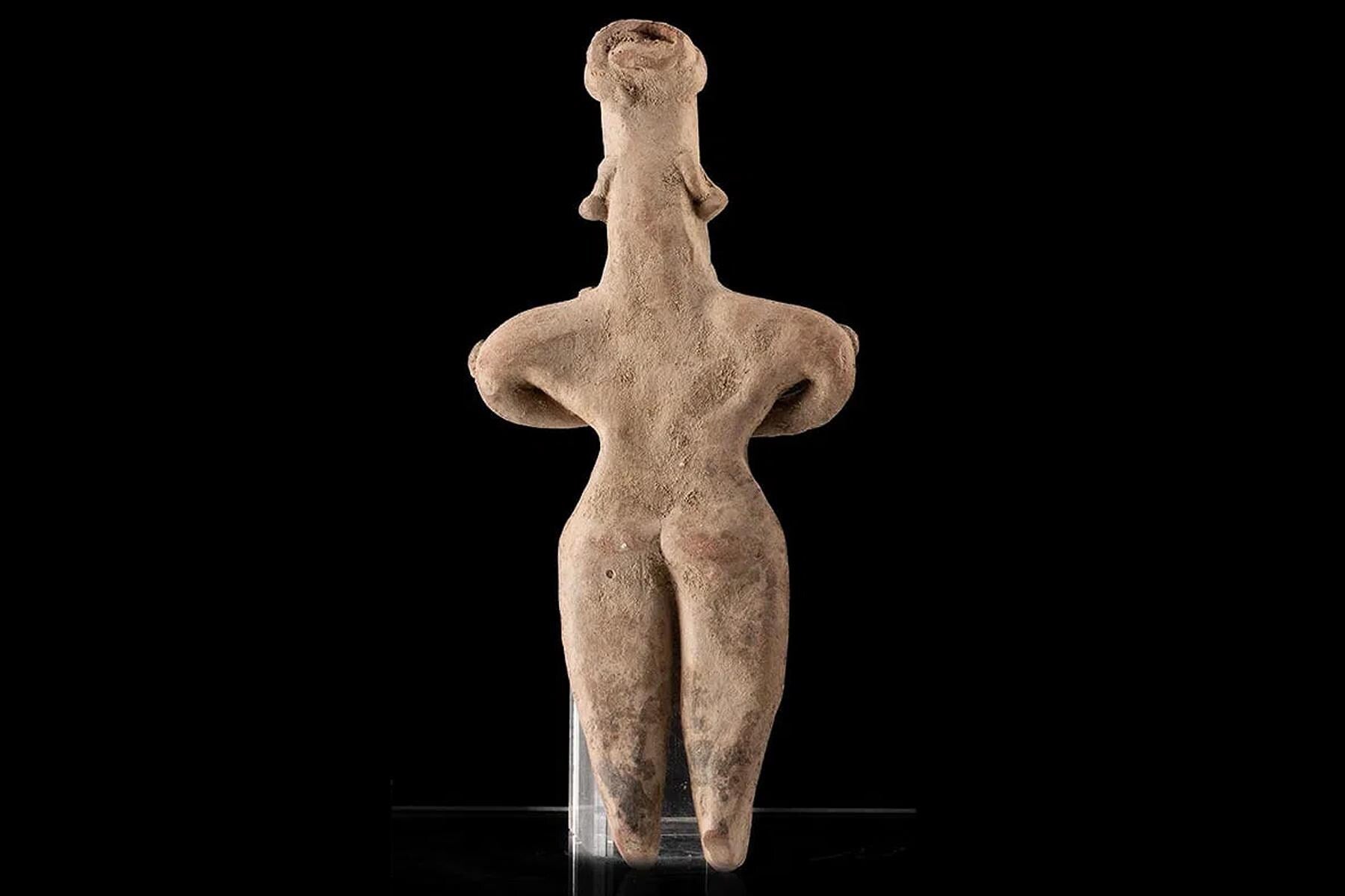 Ancient Pre Columbian Colima Pottery Standing Female Figure, Full Body Idol Dated Between 100 BCE To 250 AD, Western Mexico, Mesoamerica Art