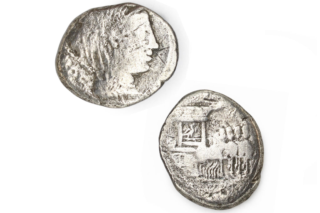 Ancient Roman Republic, A Silver Denarius Coin Of 16 Asses, Year 87 BCE, Goddess Juno And Quadriga, Numismatics And Historical Antiquities