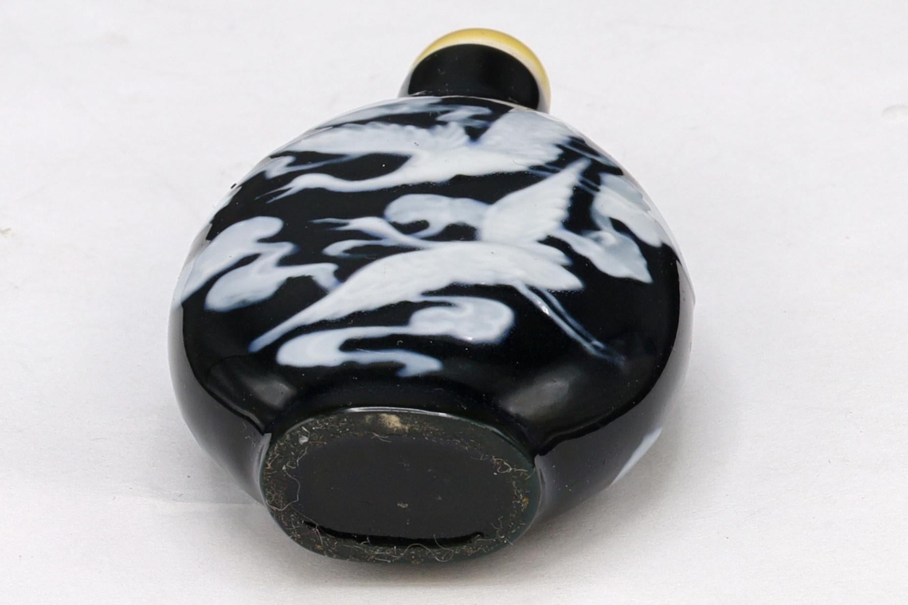 Antique Mid 19th Century Snuff Bottle Black And White Peking Glass With Crane Birds, Good Luck, Asian Oriental Arts, Tobacciana