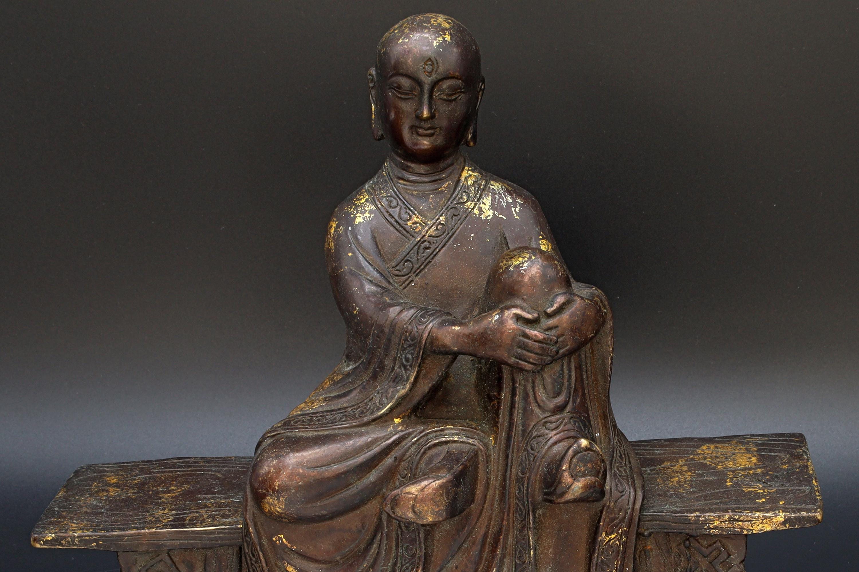 Amitabha Buddha Sitting On The Bench Enshrine, Meditating Bodhisattva, Early 20th Century Republic Period. Oriental Sculpture Art