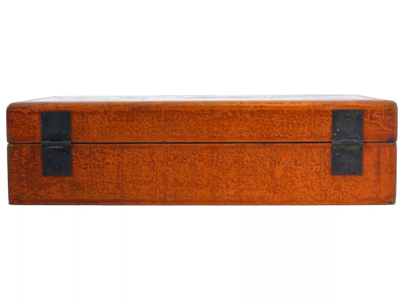 Antique Early 20th Century, Chinese Republic Period, Lacquered Wooden Jewelry Box Adorned With Good Luck Children Figures On The Cover