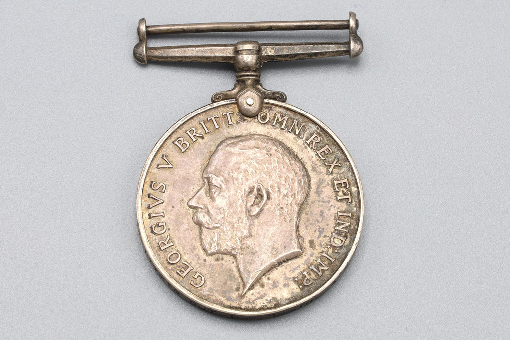 Great Britain A 1918 King GEORGE V War Silver Medal Military Collectibles WWI Collectibles UK