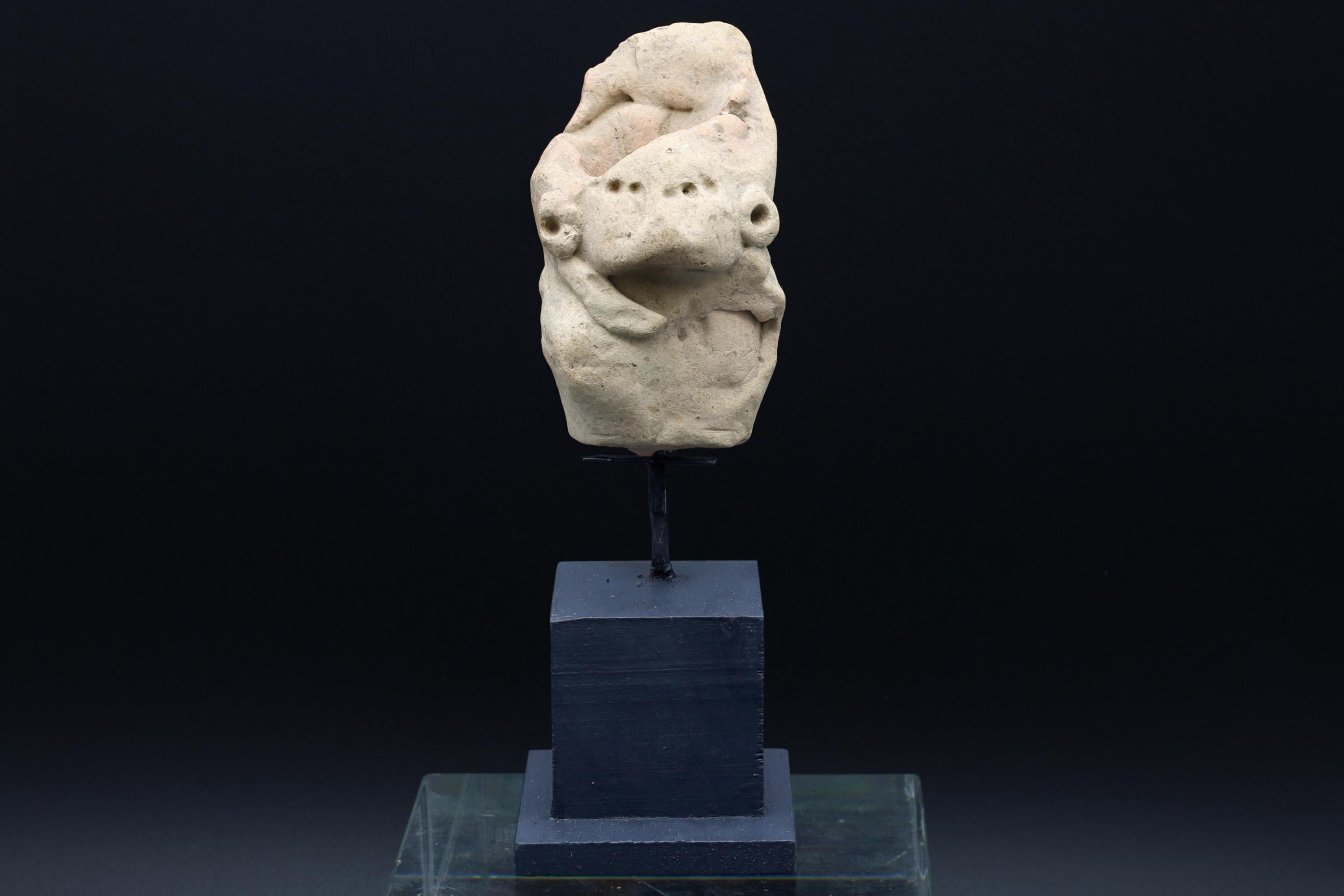 Early And Rare Huastec Pottery Idol Figure, Circa 300 AD Panuco River Style, Veracruz Pre-Columbian Ceramic Idol Figure, PreHispanic Mexico