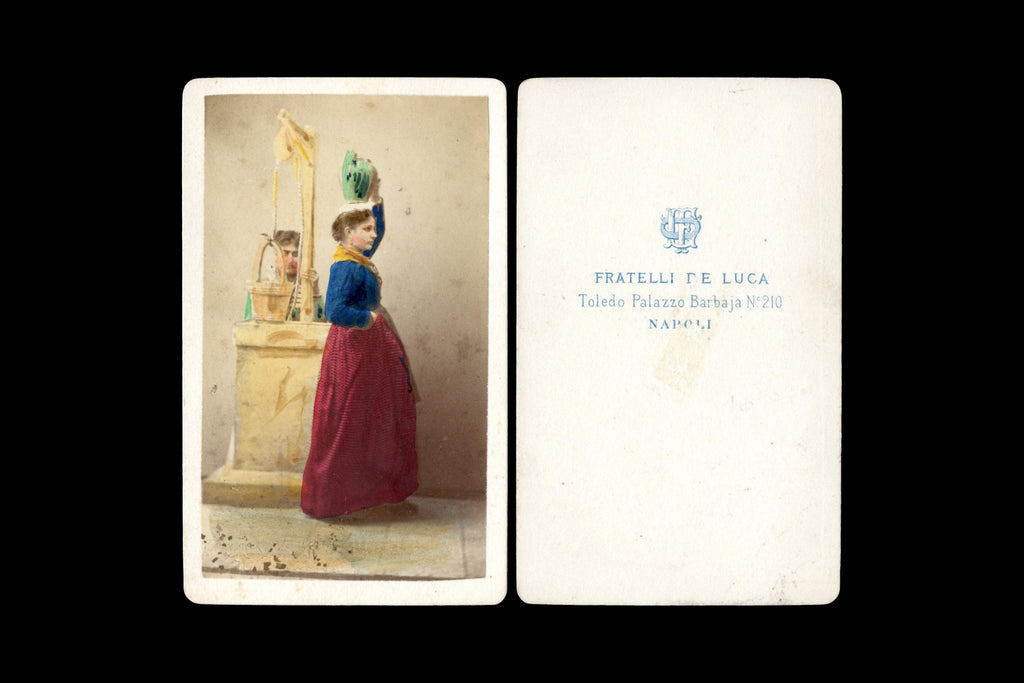 Naples Italy 1870s, Hand Colored Carte De Visite Photo With A Water Lady In Folk Clothes, Fratelli De Luca, Collectibles And Memorabilia