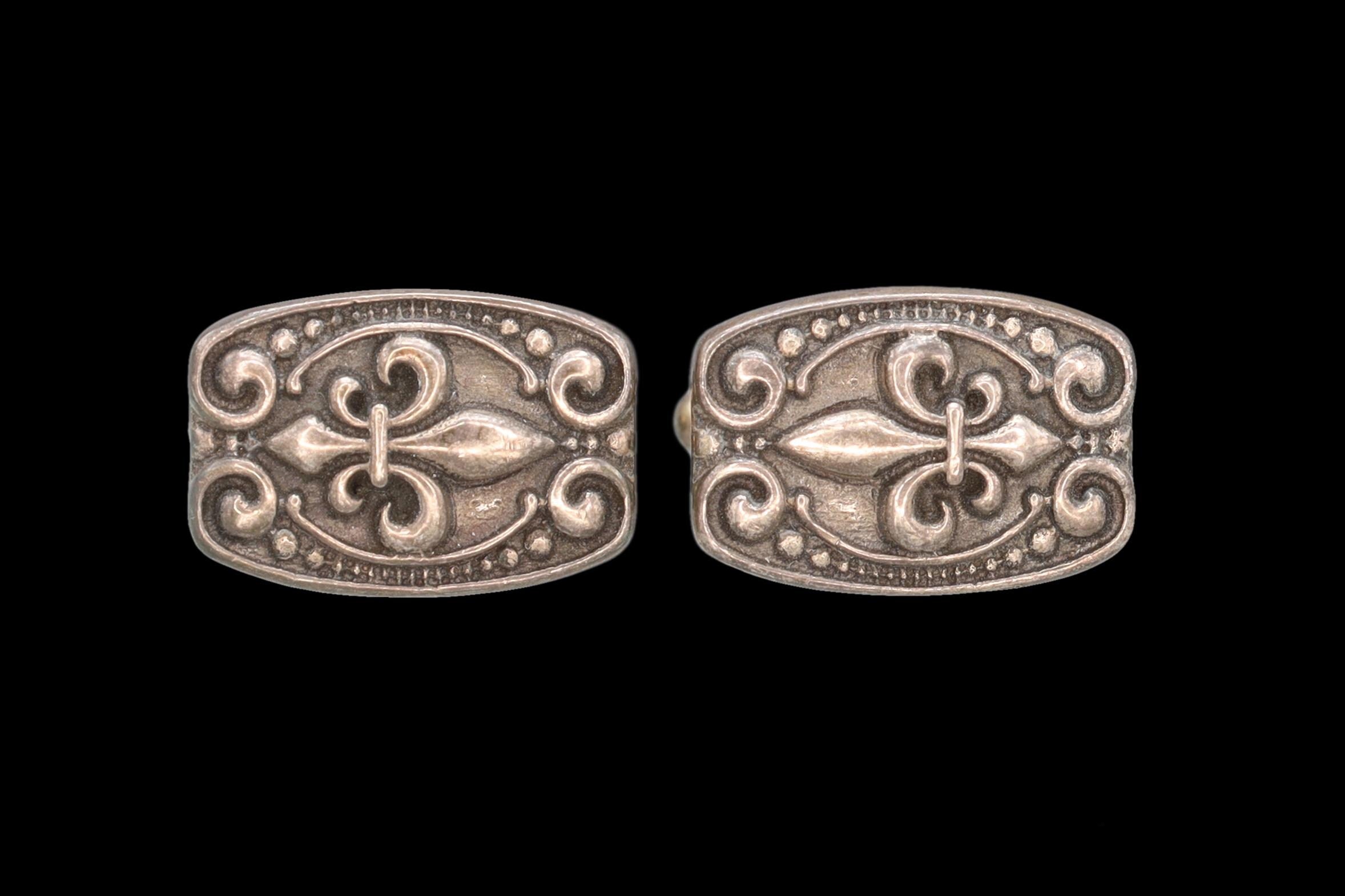 Fleur de Lis France, Mens Jewelry Cufflinks, Vintage 925 Sterling Silver Minerva Hallmark Cuff Links Pair, Fashion Accessories Unisex Attire
