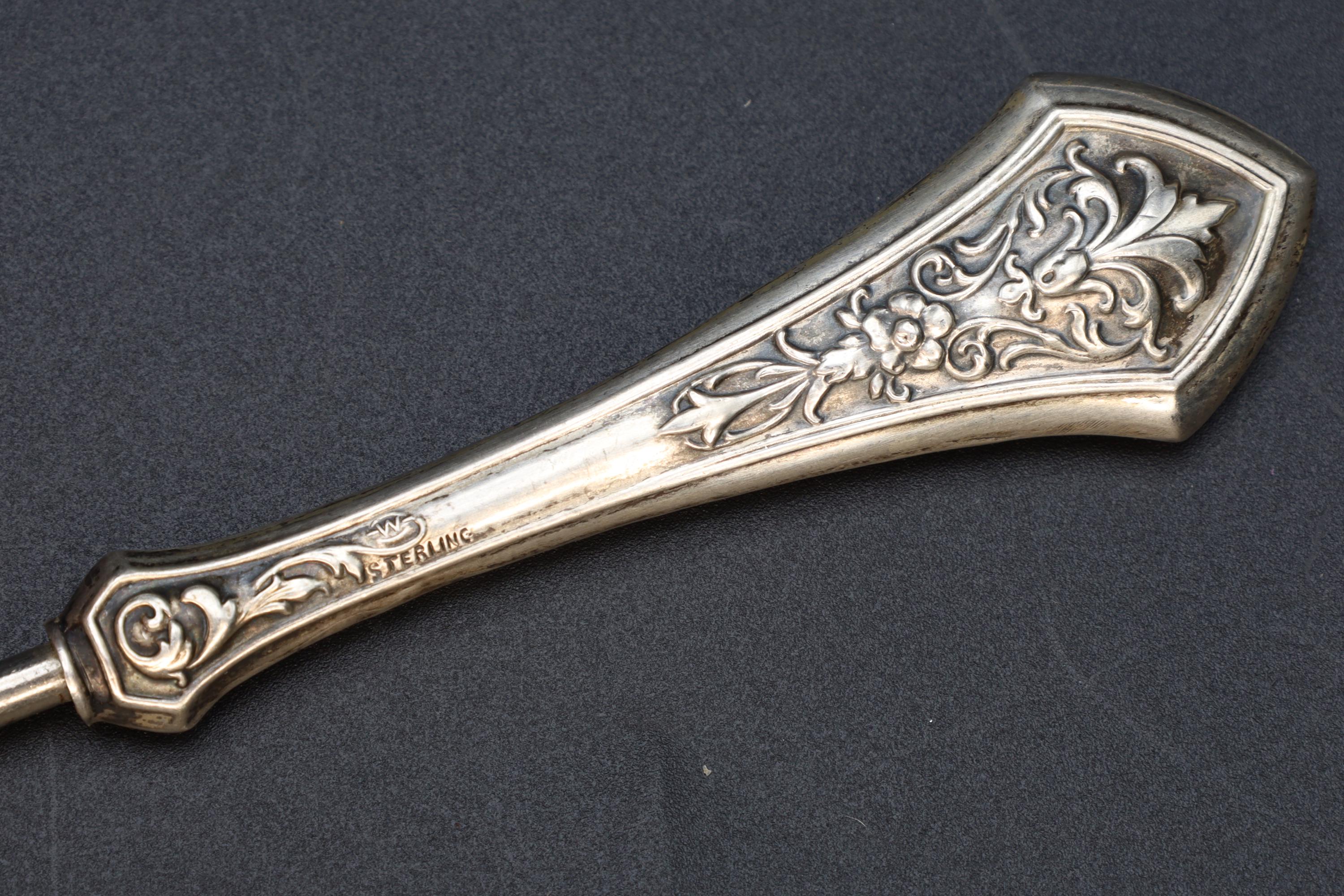 Antique 1890s Button Hook In Art Nouveau Style, American Sterling Silver, Victorian Era Dressing Tools, Fashion Accessories And Collectibles