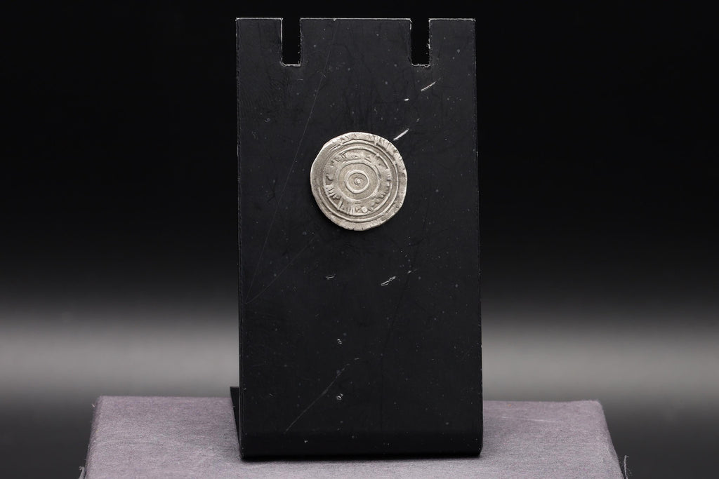Medieval Egypt, Fatimids, al-Aziz Billeh, Fractional Value Of Half Dirham, Silver Coin With Arabic Calligraphy. Numismatics Collectibles