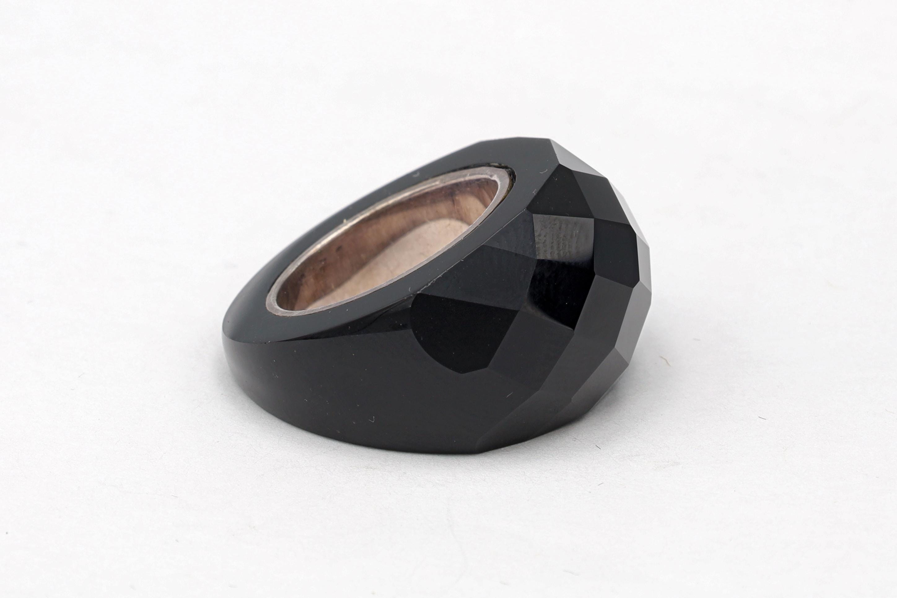 Black Dome Ring Size 5 3/4 USA Charts, Carved And Polished Onyx Statement Ring On A 925 Sterling Silver Band
