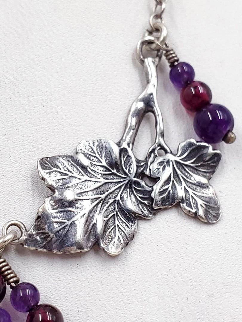 Vintage Wedding Necklace, Sterling Silver And Amethyst Garnet Beads, Grape Vine Design, Round Graduated Beads, Fashion Accessories