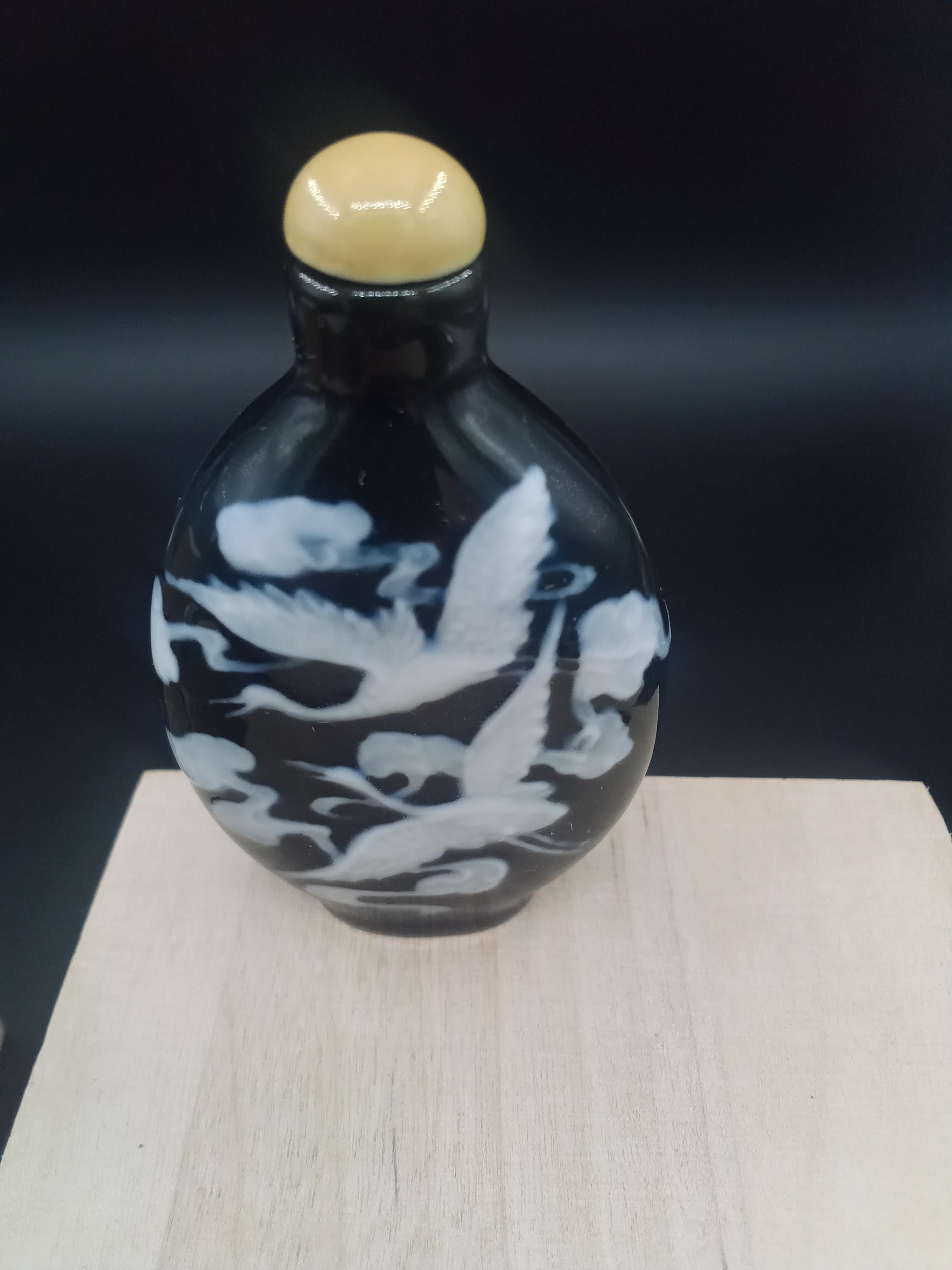 Antique Mid 19th Century Snuff Bottle Black And White Peking Glass With Crane Birds, Good Luck, Asian Oriental Arts, Tobacciana