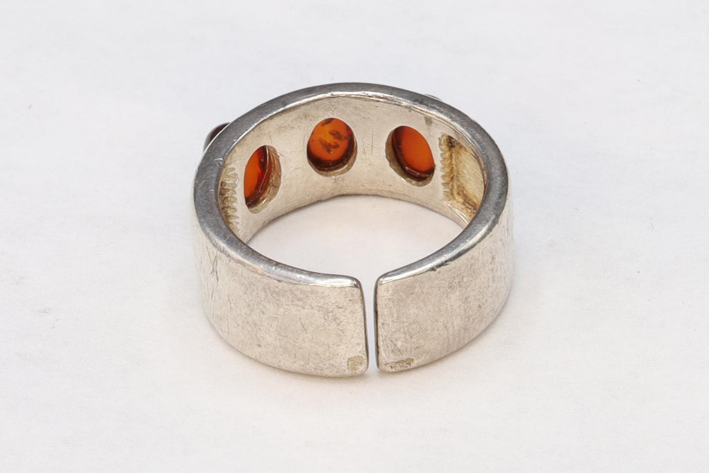 Baltic Amber And 925 Sterling Silver Ring, A Modernist Band Ring Size 8 With 3 Amber Cabochons And Hallmark, Breslau Wroclaw Poland Jewelry,